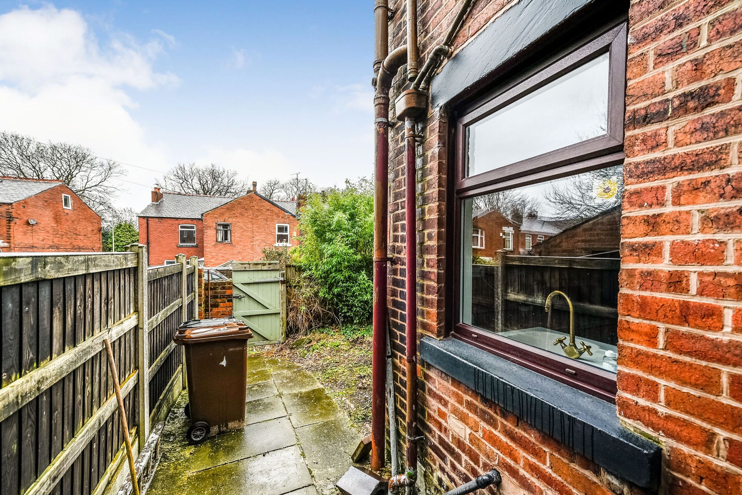 2 bed terraced house to rent in Balmoral Road, AshtonInMakerfield