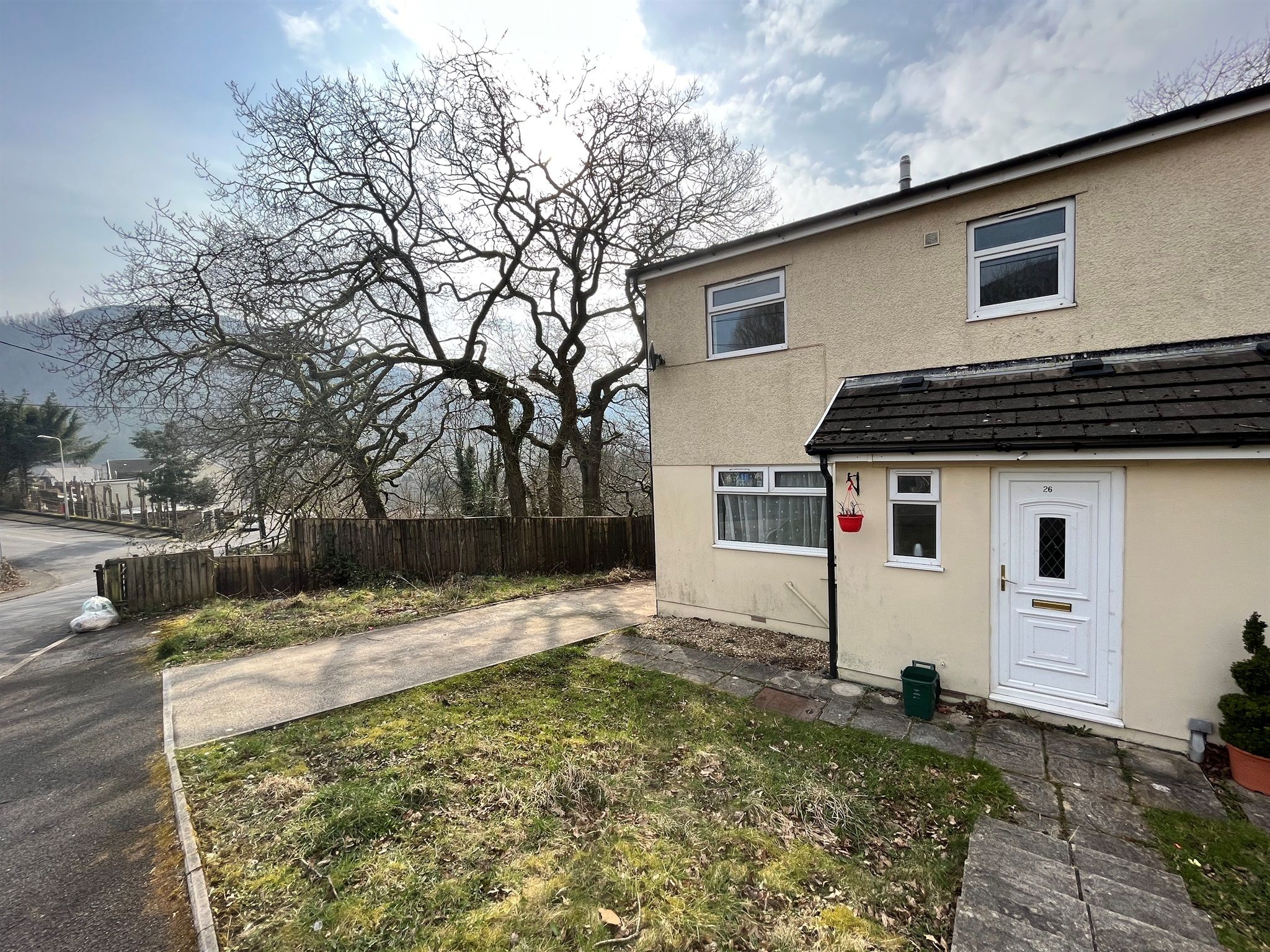3 bed semidetached house for sale in Castleton Avenue, Treherbert