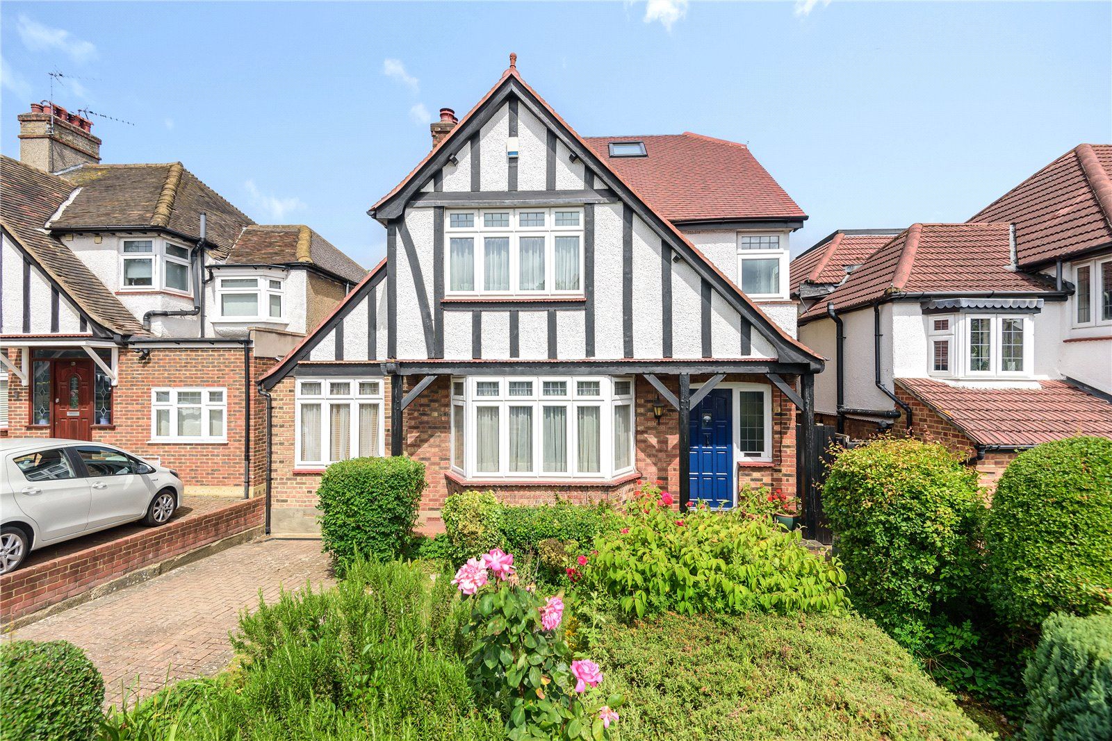 4 bed detached house for sale in Parkside Drive, Edgware, Middlesex HA8