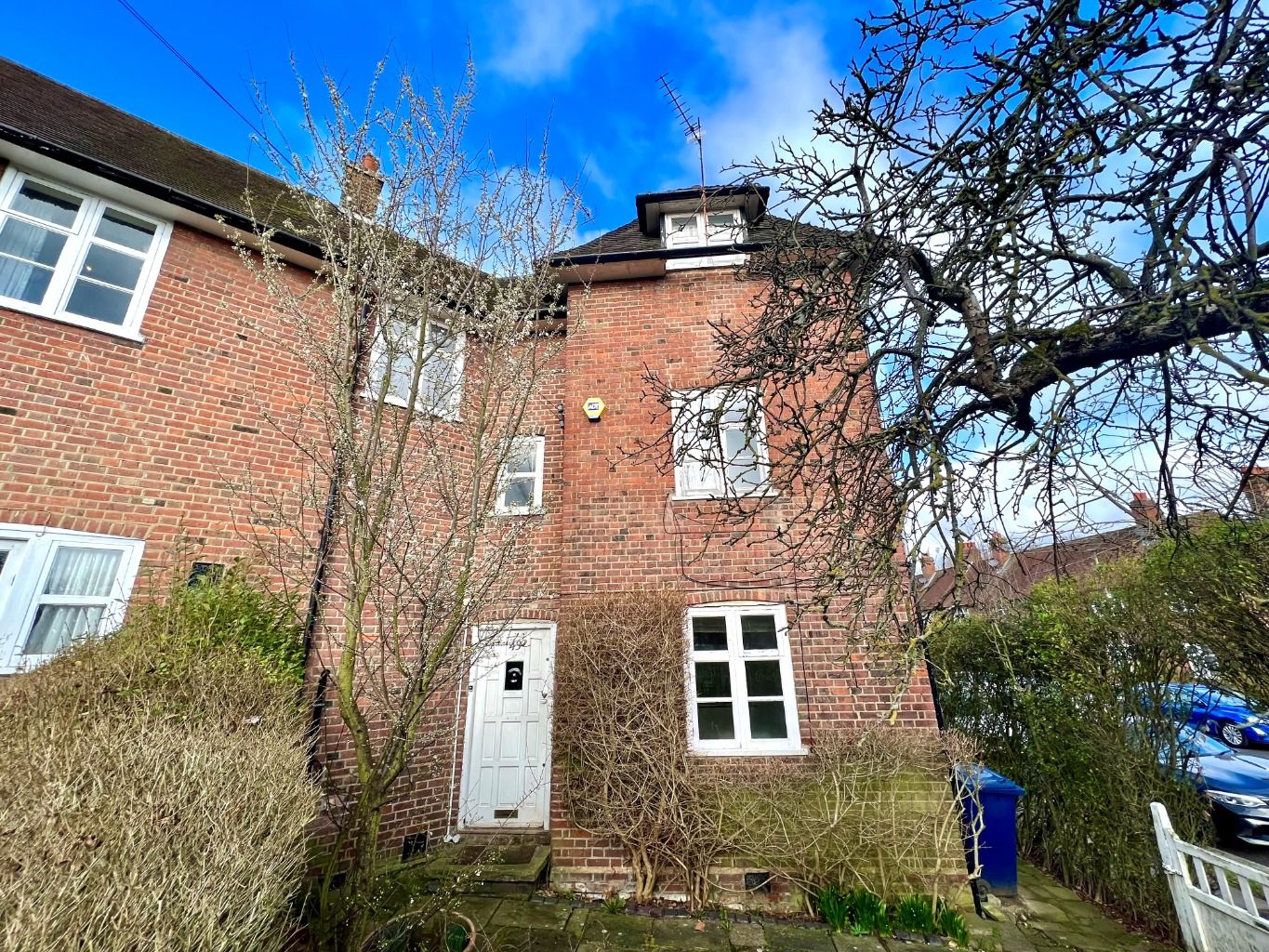 3 bed semidetached house for sale in Hogarth Hill, Hampstead Garden