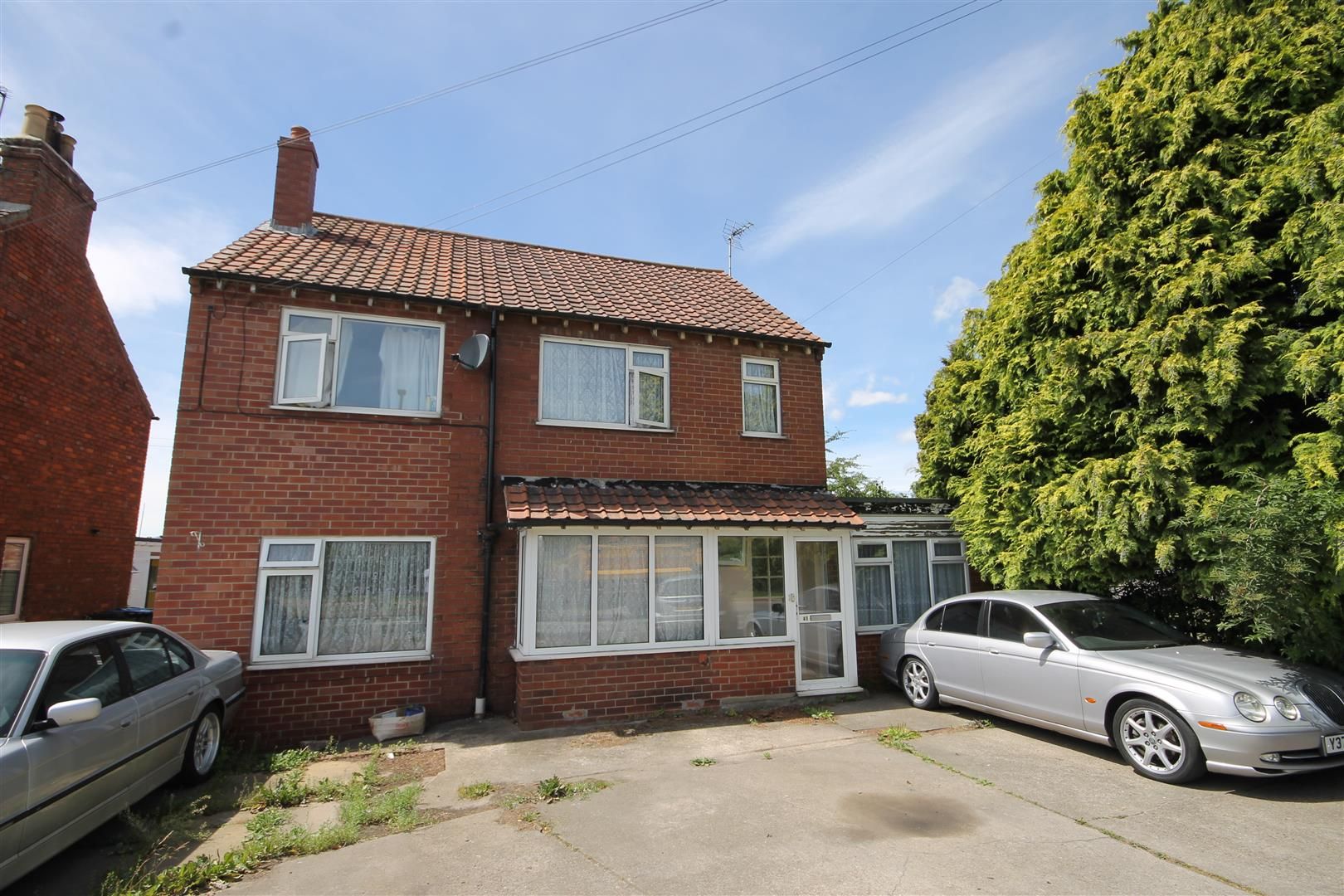 4 bed detached house for sale in Brompton Road, Northallerton DL6 Zoopla