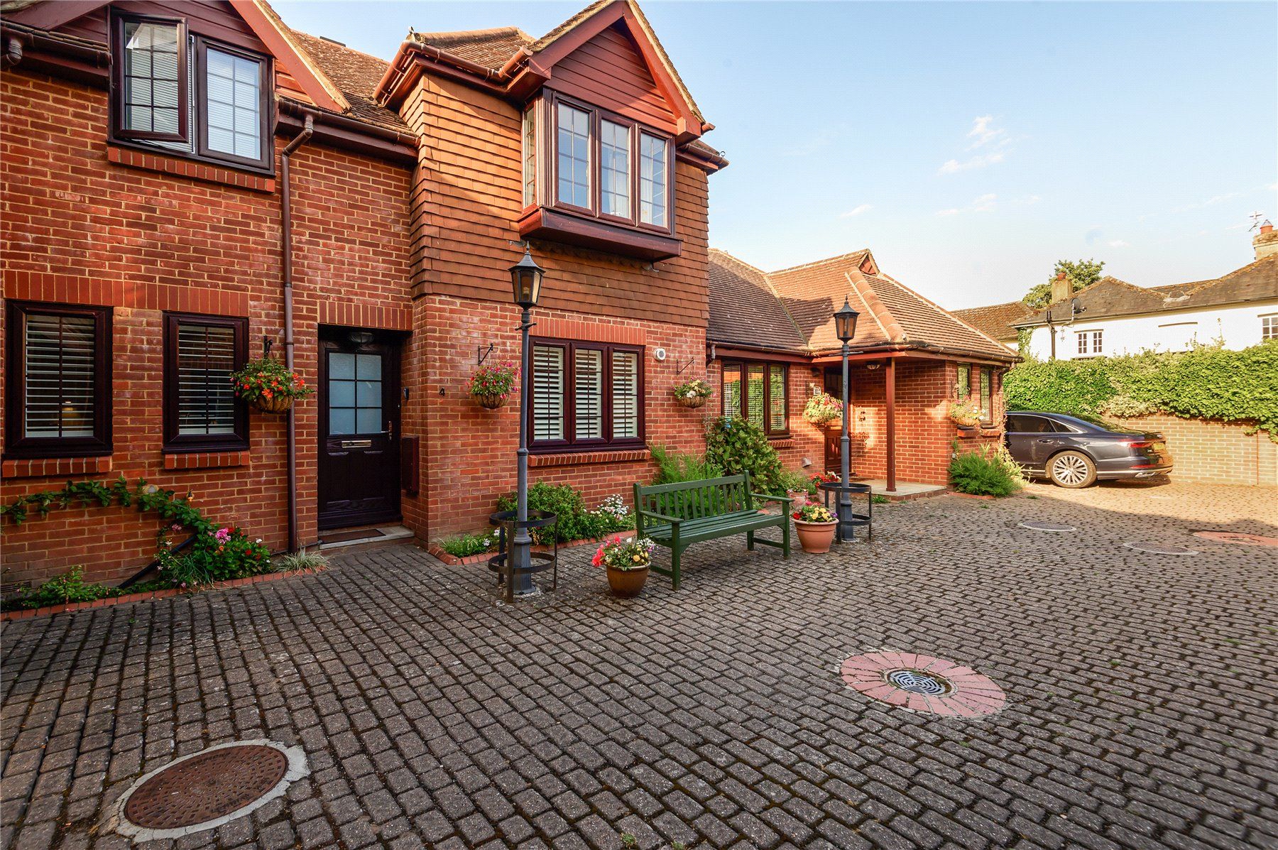 1 bed flat for sale in Chobham, Woking, Surrey GU24 Zoopla