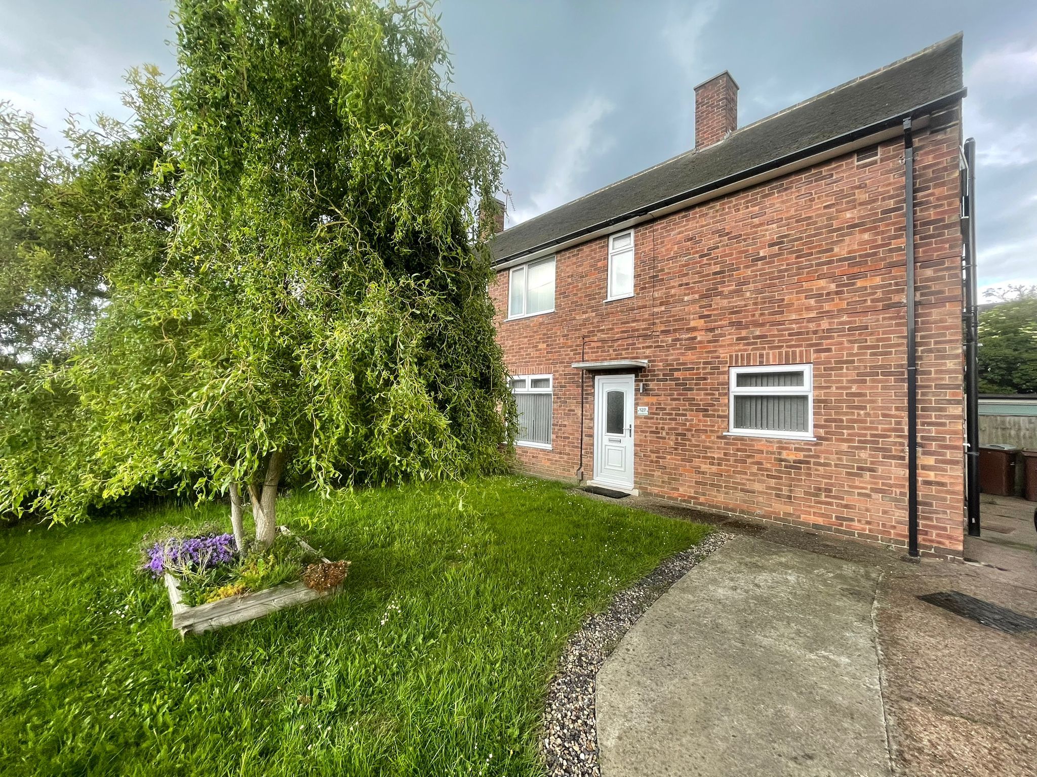 3 bed semidetached house for sale in Bracebridge Drive, Nottingham NG8