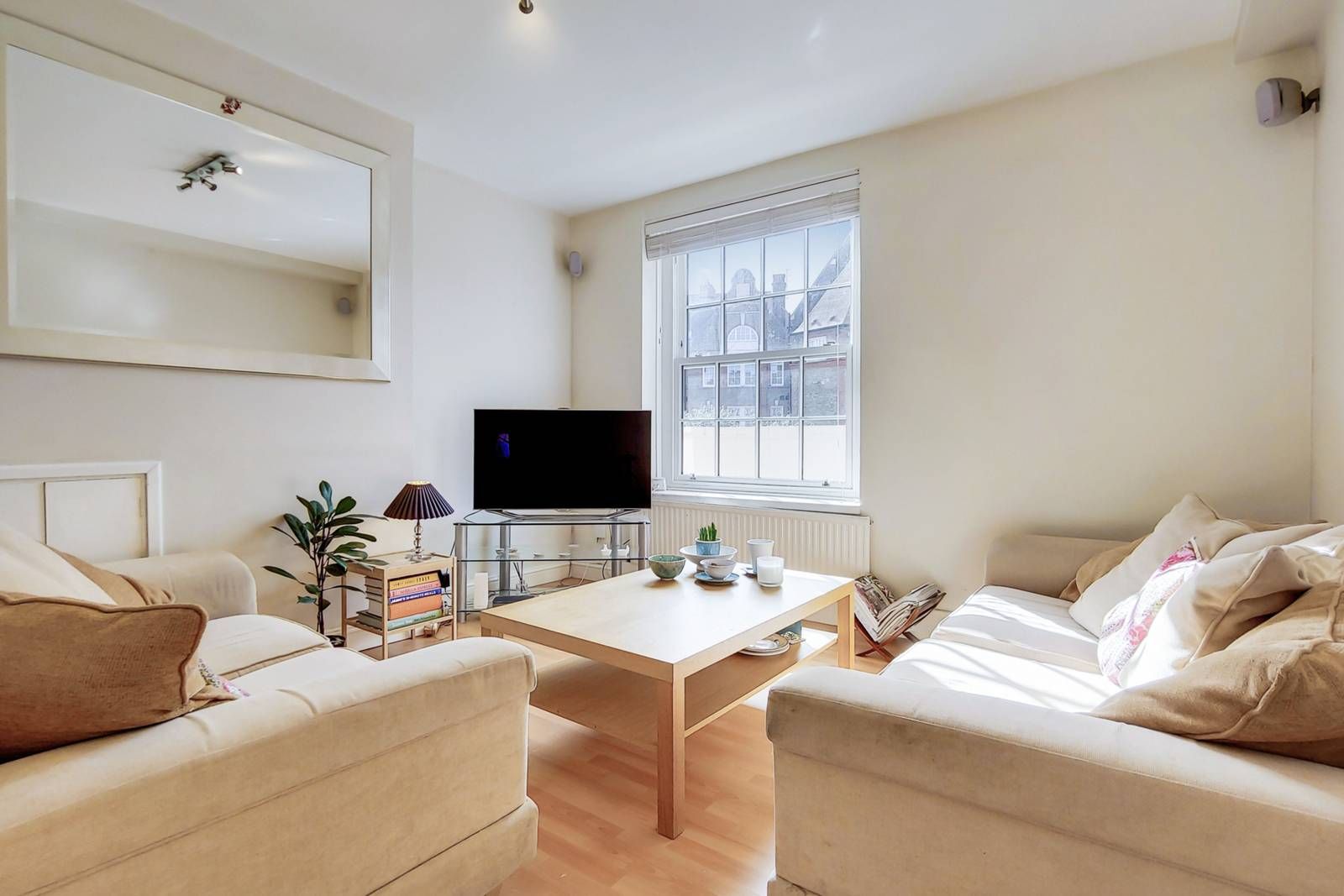 Barrow Hill, St John's Wood, London NW8  