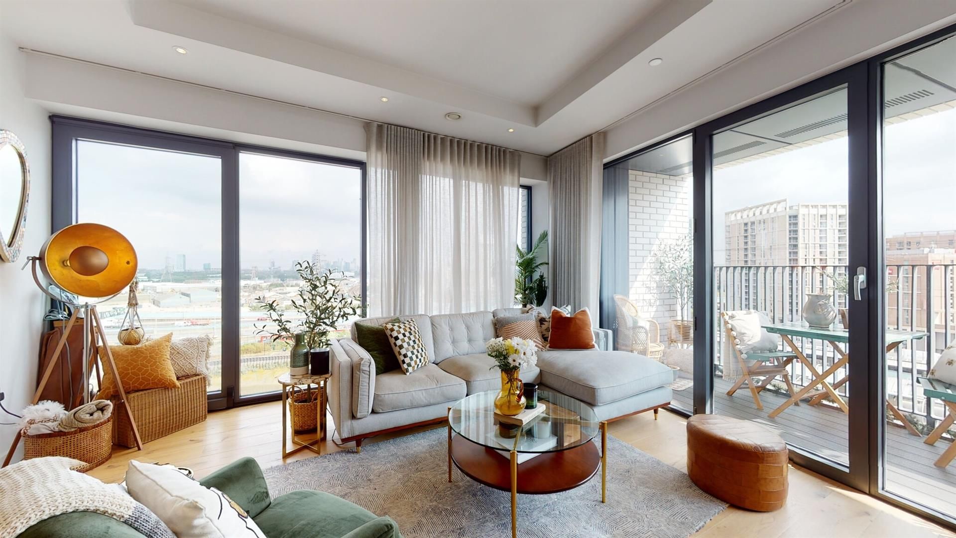 2 bed flat for sale in Corson House, London City Island, London E14