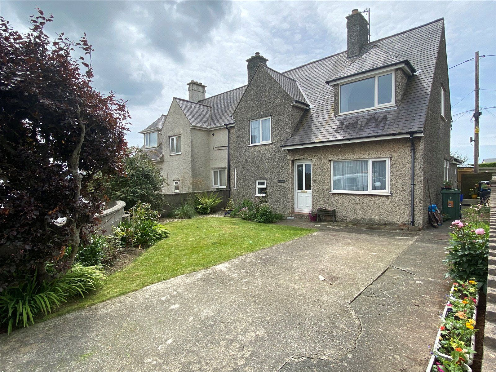 3 bed semidetached house for sale in Rhosmeirch, Llangefni, Anglesey
