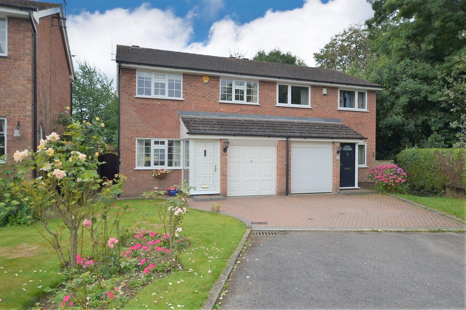 3 bed semidetached house for sale in Dunoon Close, Holmes Chapel