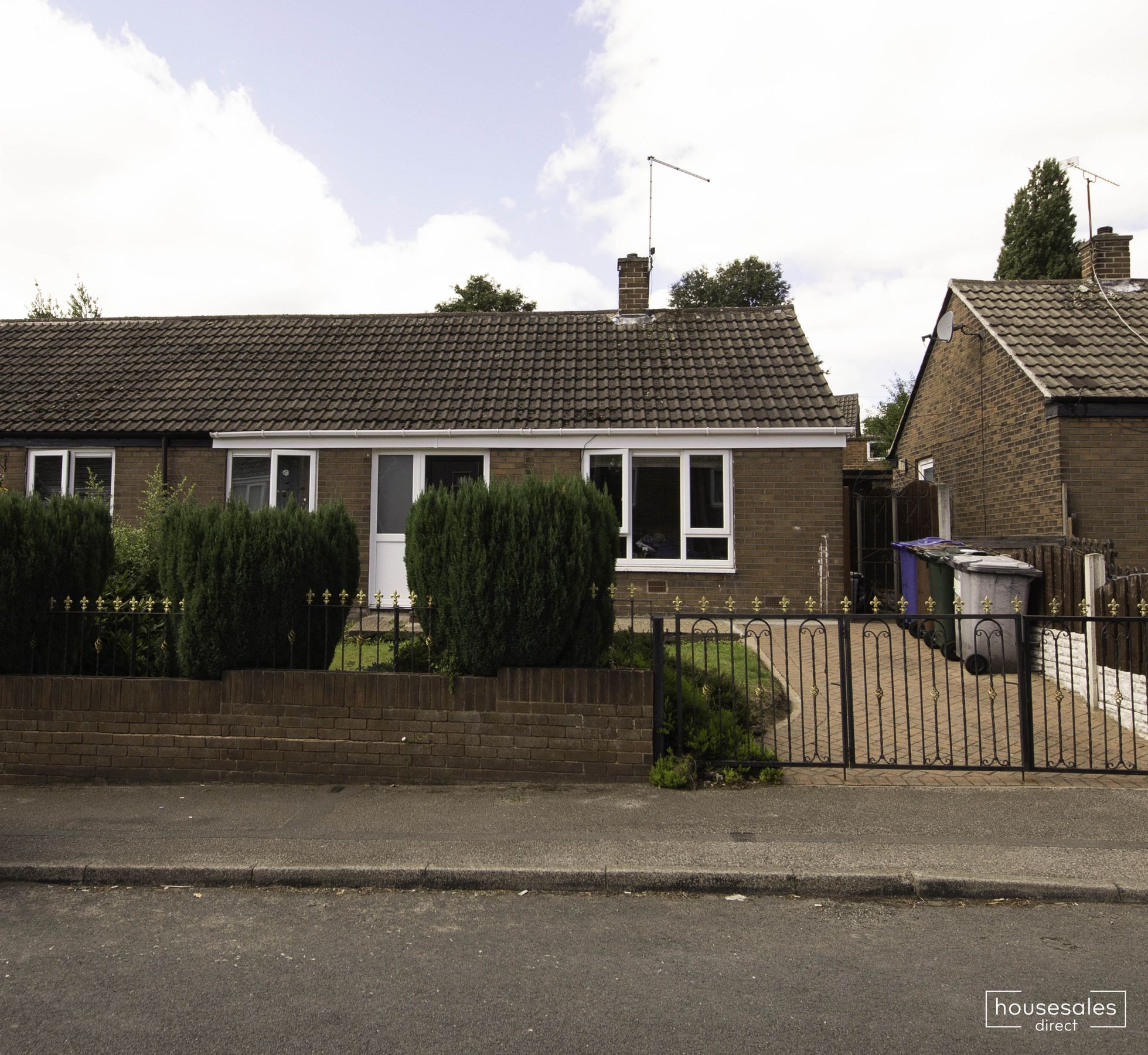 2 bed semidetached bungalow for sale in Norville Crescent Darfield