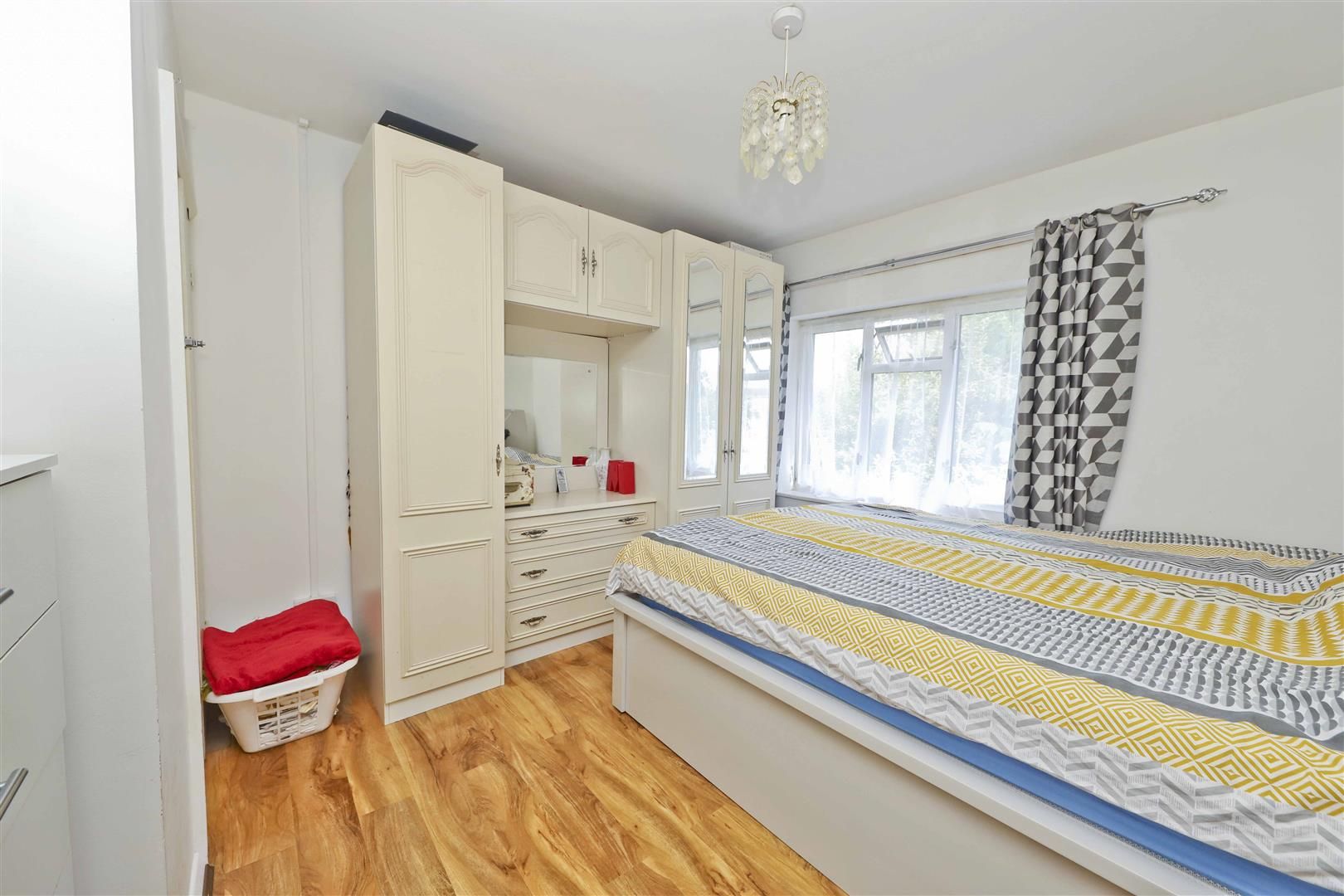 3 bed flat for sale in Laurel Lane, West Drayton UB7 Zoopla