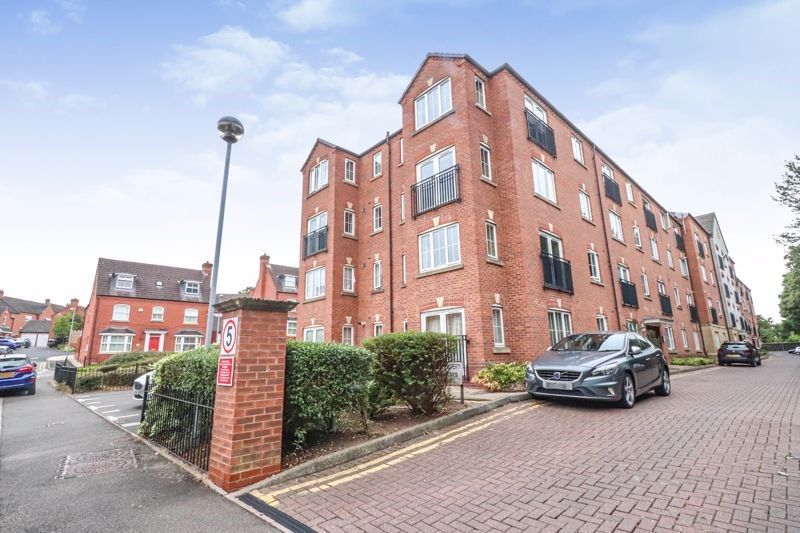 2 bed flat to rent in Harrington Croft, West Bromwich B71 Zoopla
