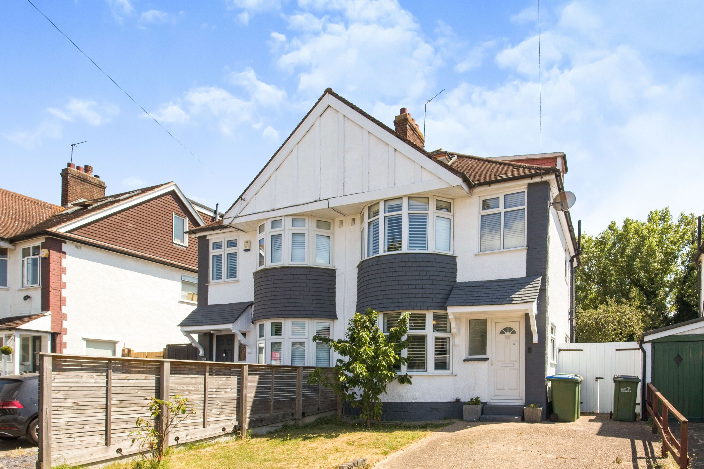 3 bed semidetached house for sale in Mayday Gardens, Blackheath