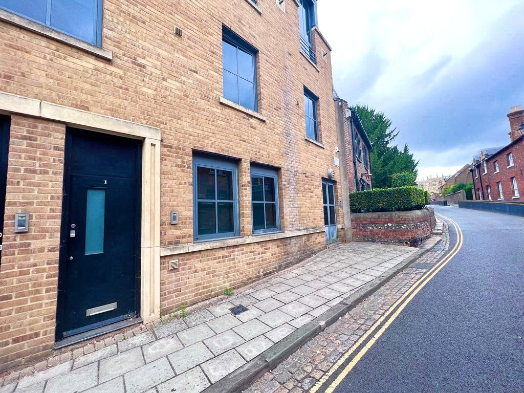 1 bed flat to rent in The Quadrant, 5557 High Street SL4 Zoopla