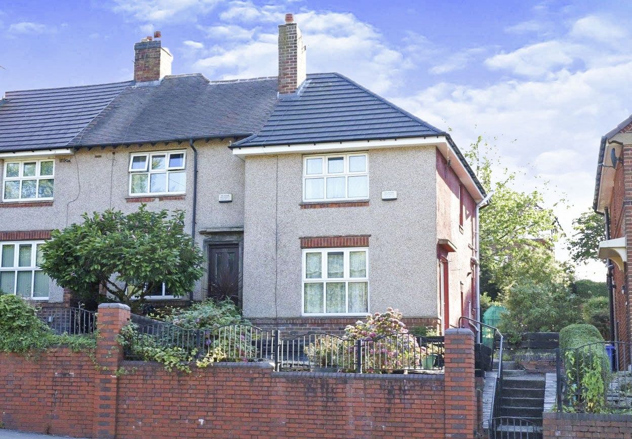 2 bed end terrace house for sale in East Bank Road, Sheffield, South