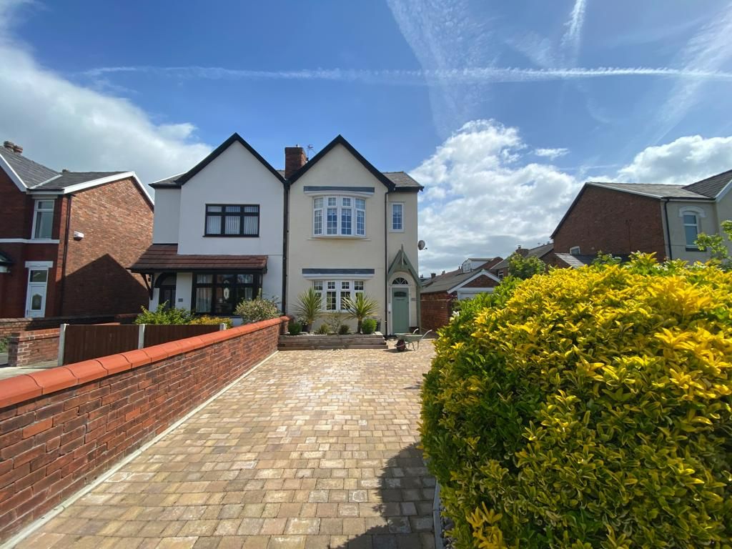 2 bed semidetached house for sale in Wennington Road, Southport PR9