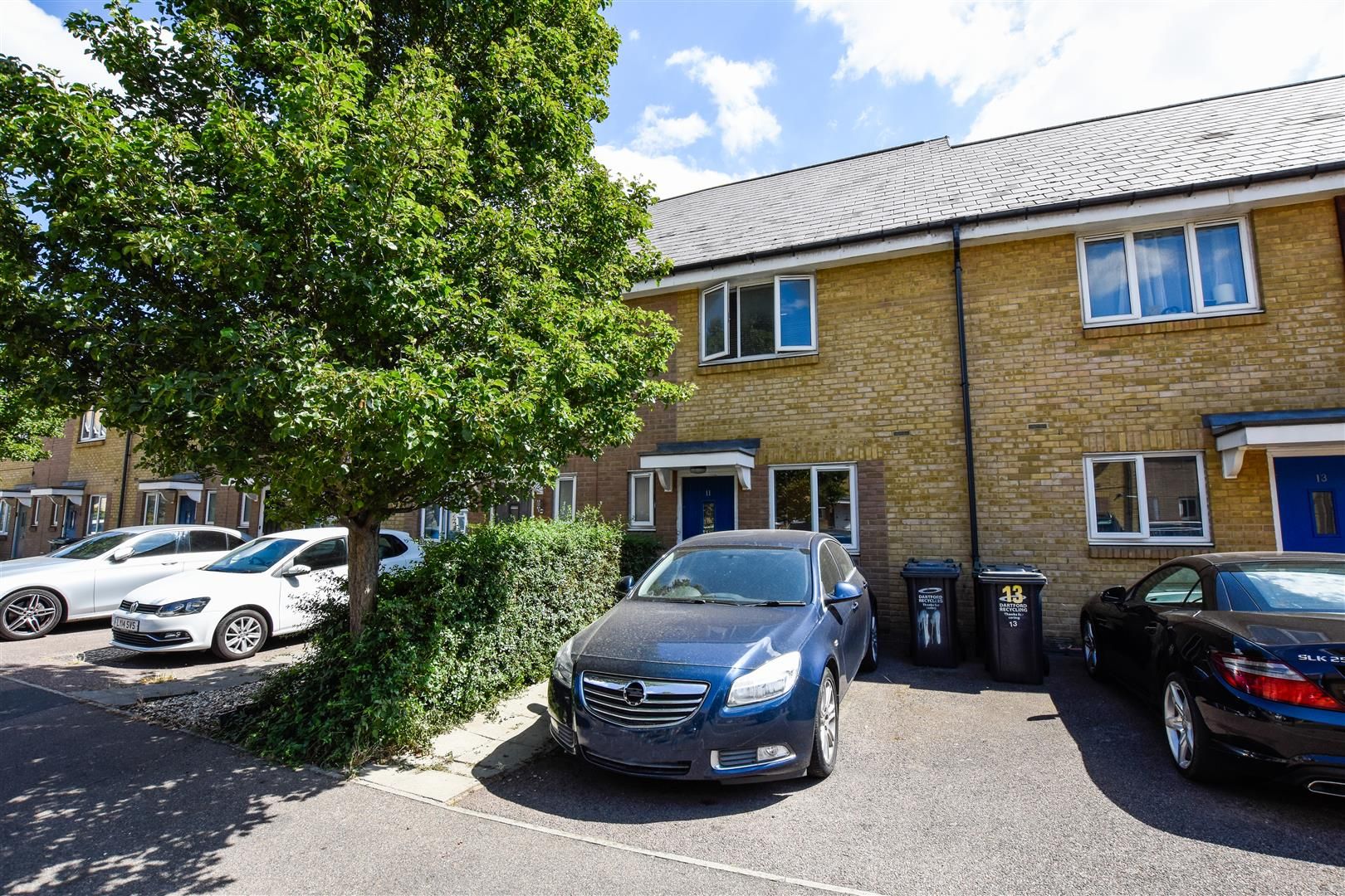 3 bed terraced house for sale in Robinson Way, Northfleet, Gravesend DA11 Zoopla