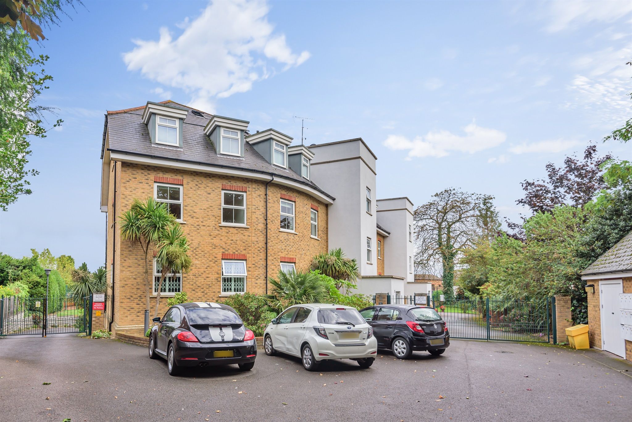3 bed flat for sale in Village Road, Enfield EN1 Zoopla