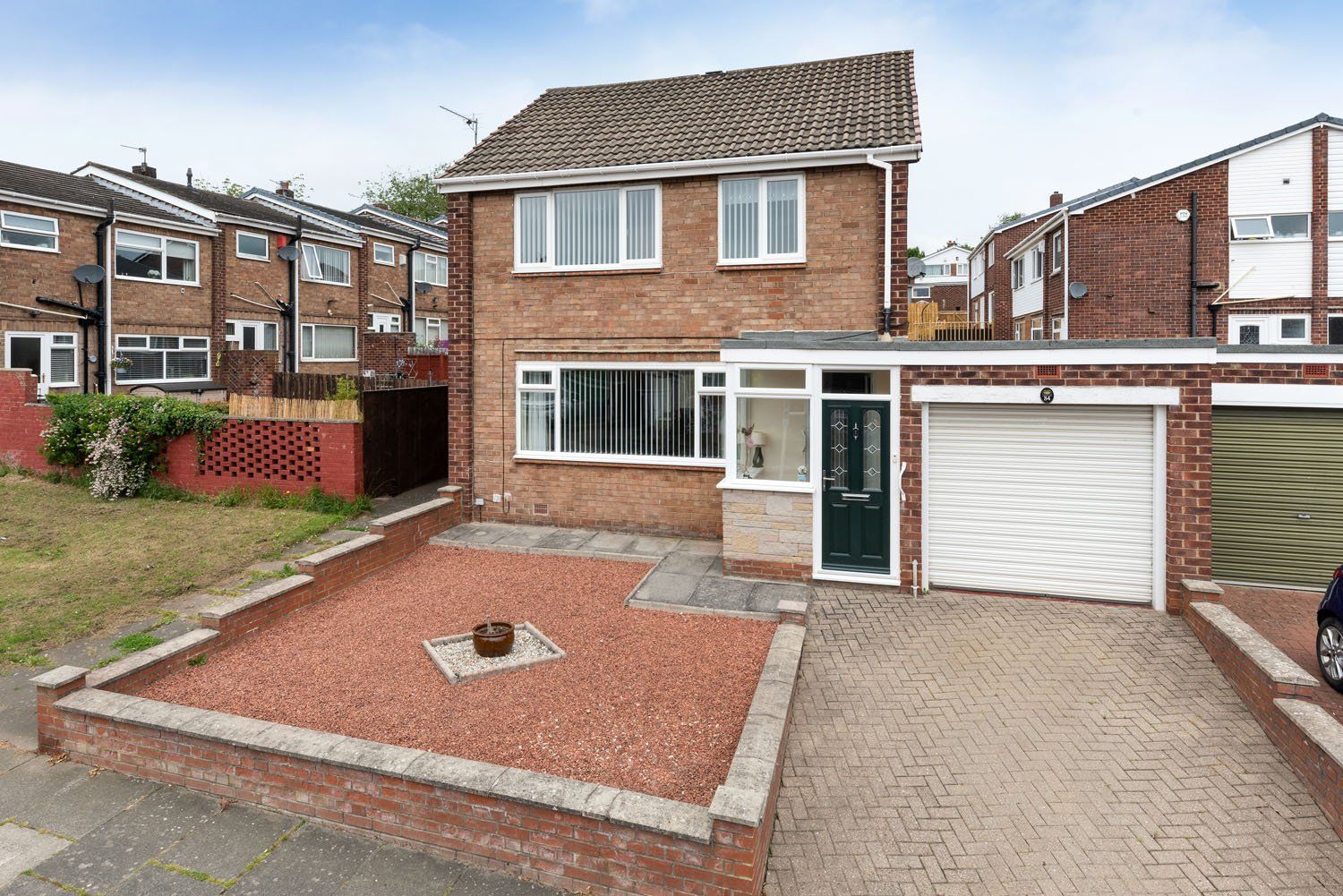 3 bed linkdetached house for sale in Broomy Hill Road, Newcastle Upon