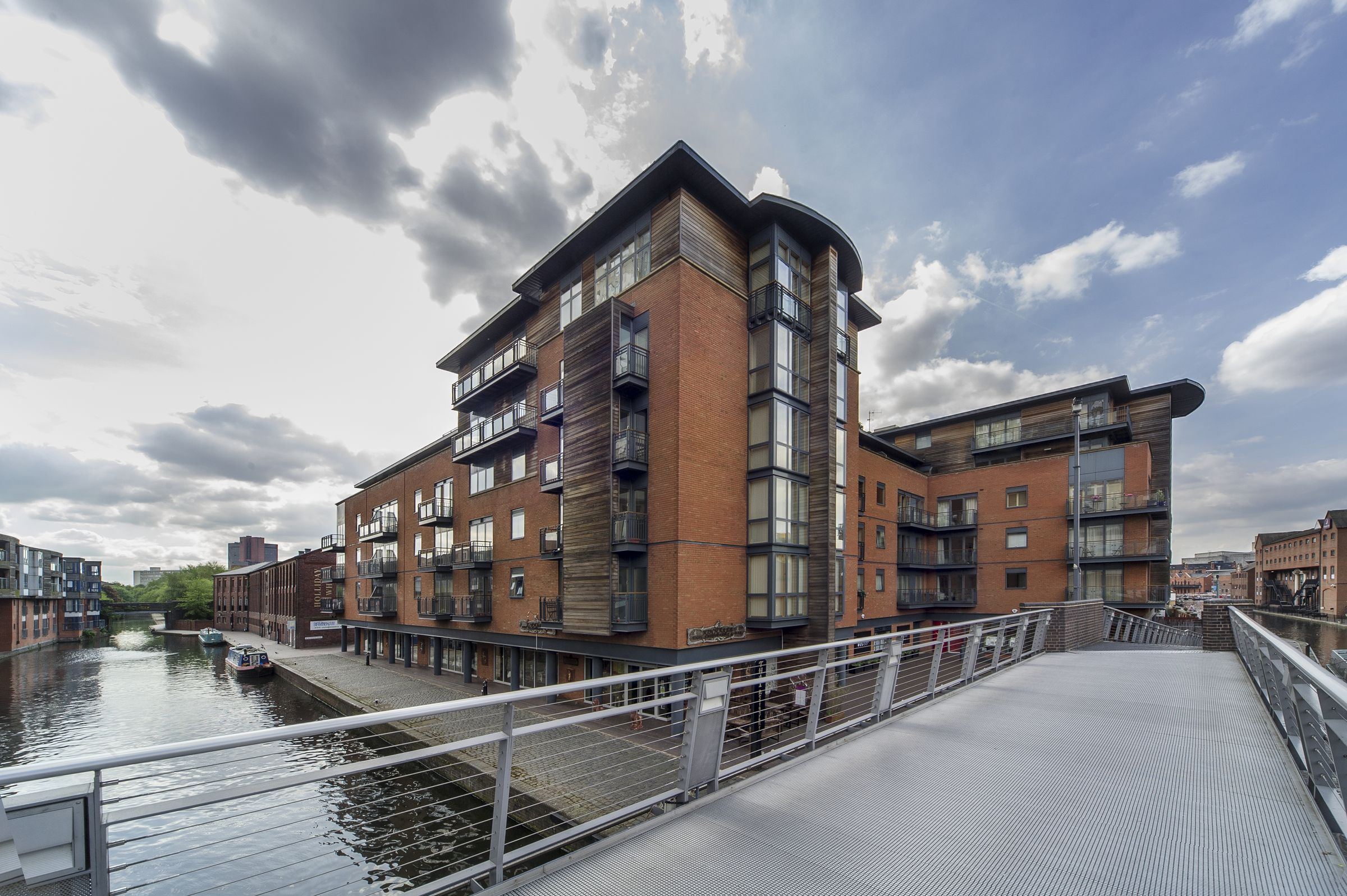 2 bed flat for sale in Waterfront Walk, Birmingham B1 Zoopla