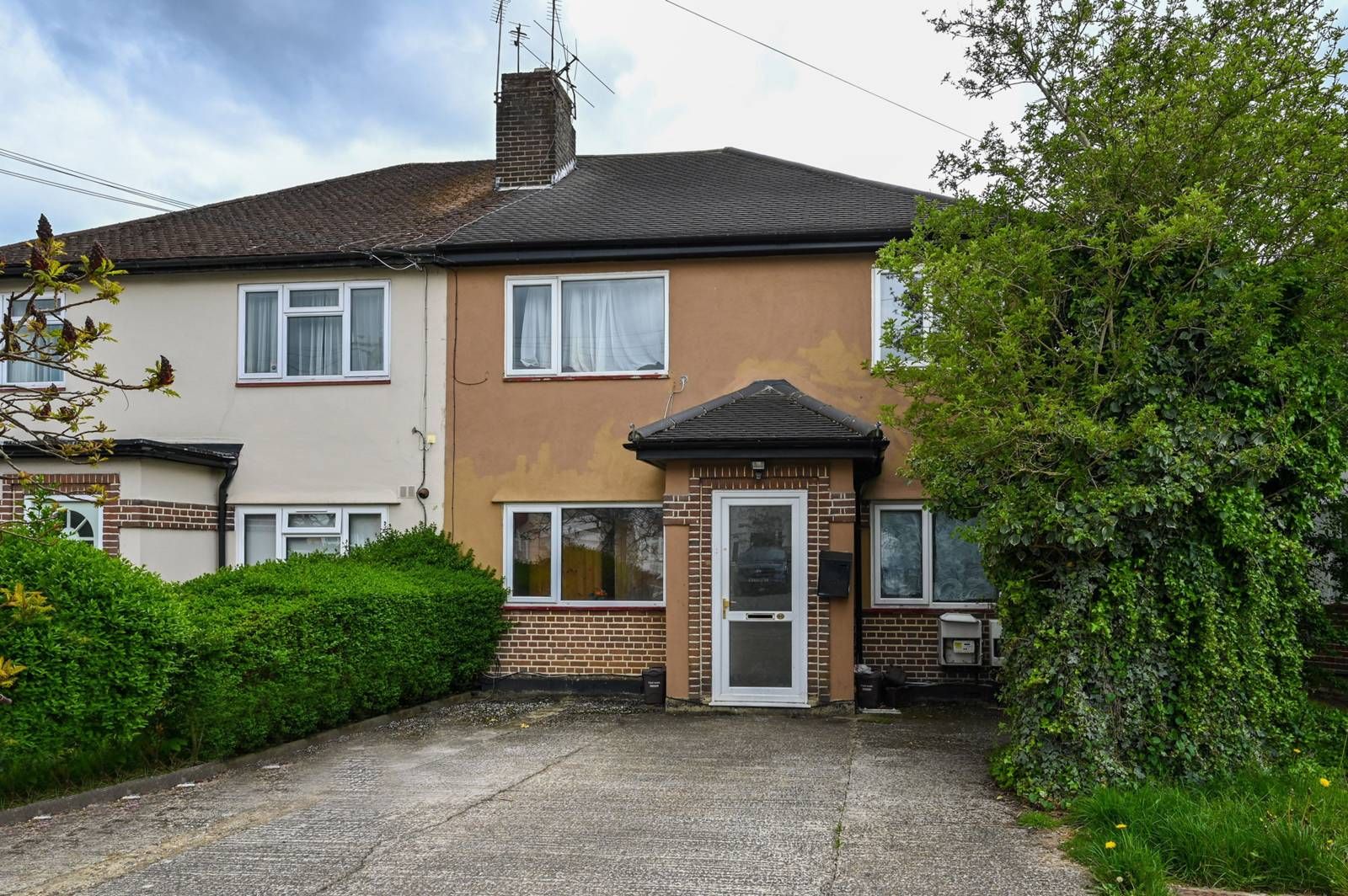 Vineyard Avenue NW7, Finchley, London,