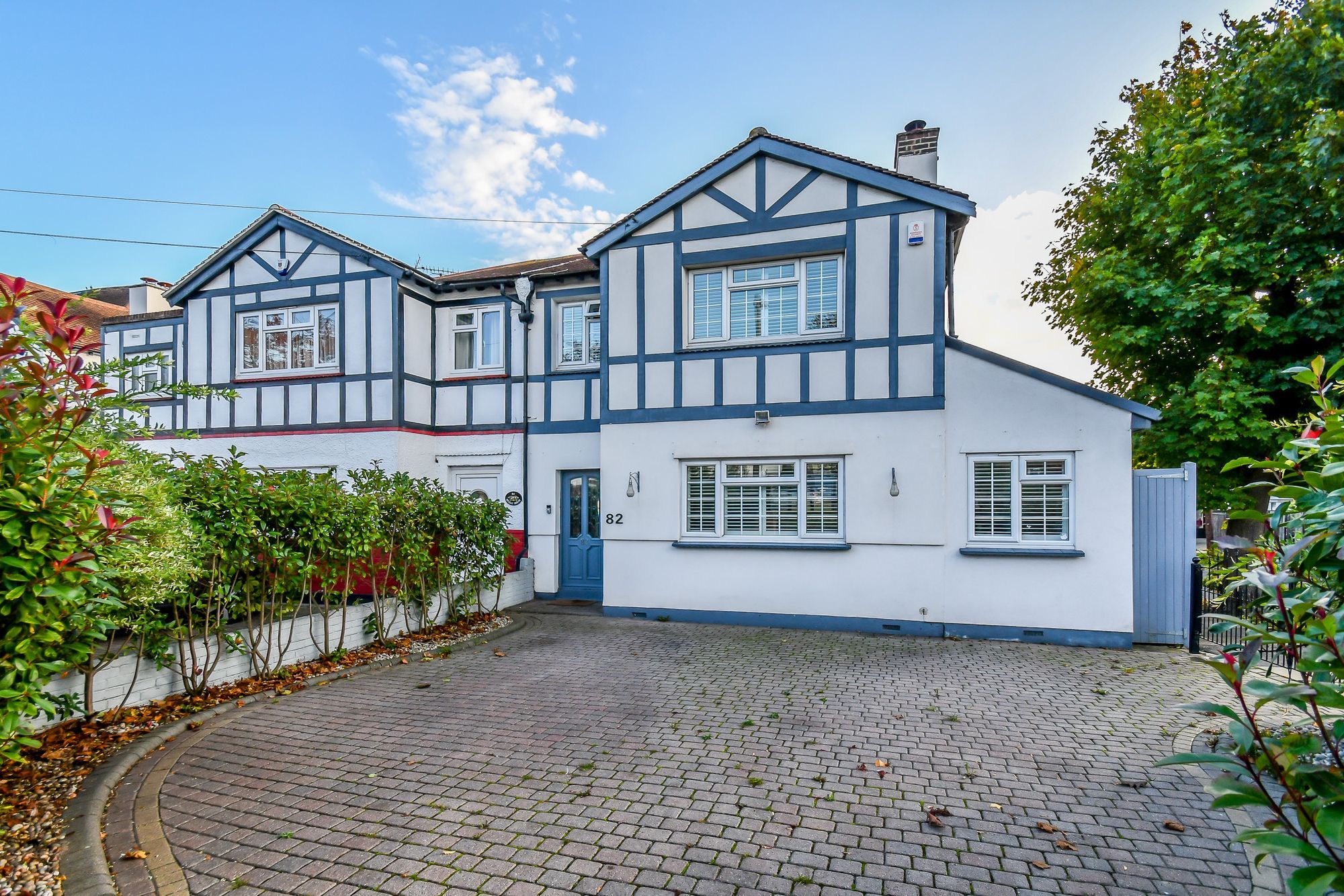 3 bed semidetached house for sale in Blenheim Chase, LeighOnSea SS9