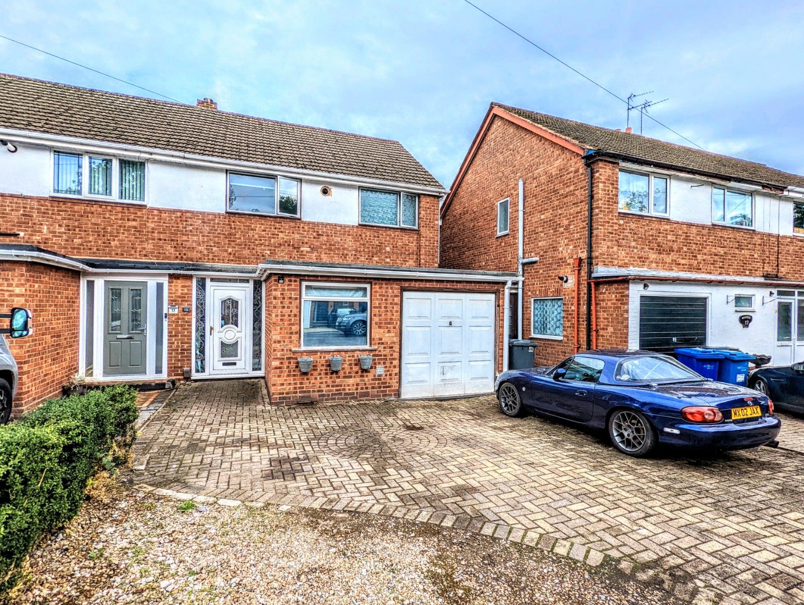 3 bed semidetached house for sale in Broomfield Avenue, Fazeley