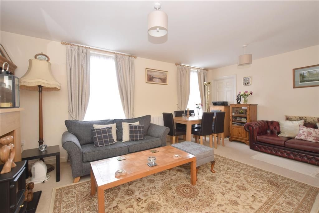 Southgate, Chichester, West Sussex PO19