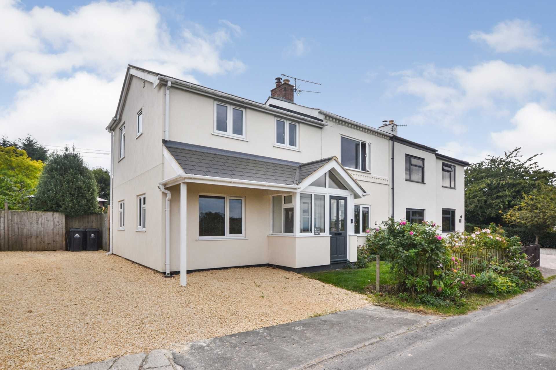 4 bed property for sale in Woolridge Hill, Hartpury, Gloucestershire