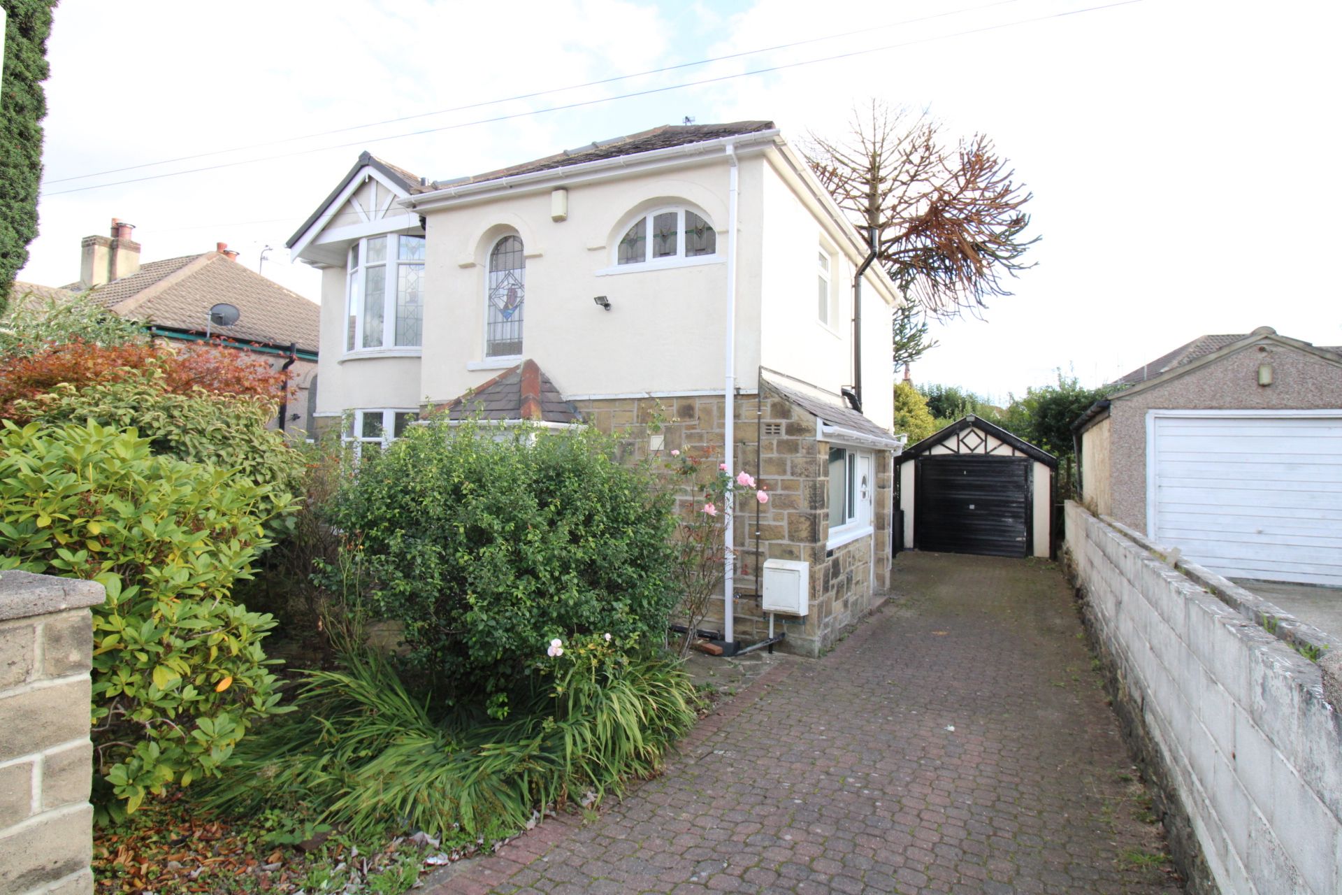 3 bed detached house for sale in Heaton Park Drive, Bradford BD9 Zoopla
