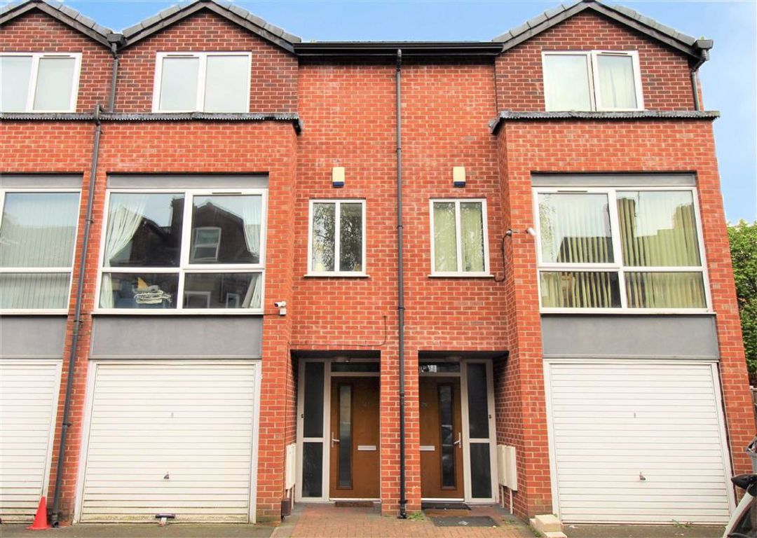3 bed town house for sale in Mentor Street, Longsight, Manchester M13