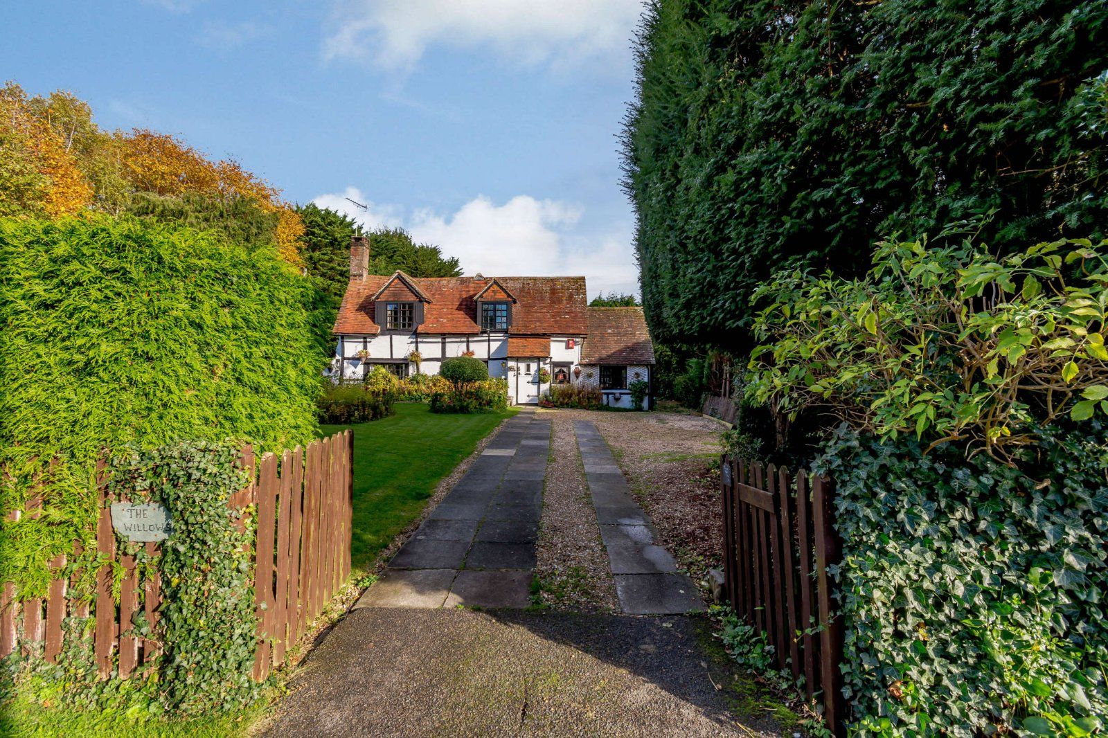 3 bed detached house for sale in Mill Lane, Ashington, Pulborough RH20