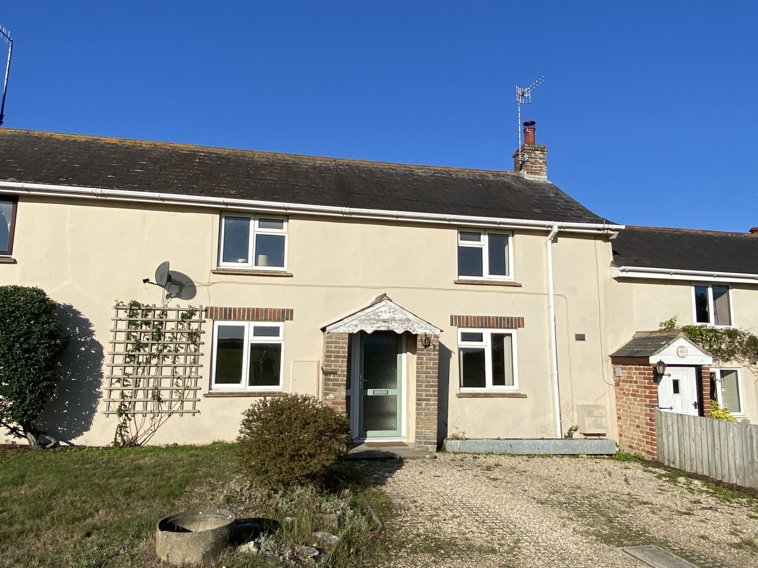 3 bed terraced house to rent in East Knighton, Dorchester, Dorset DT2