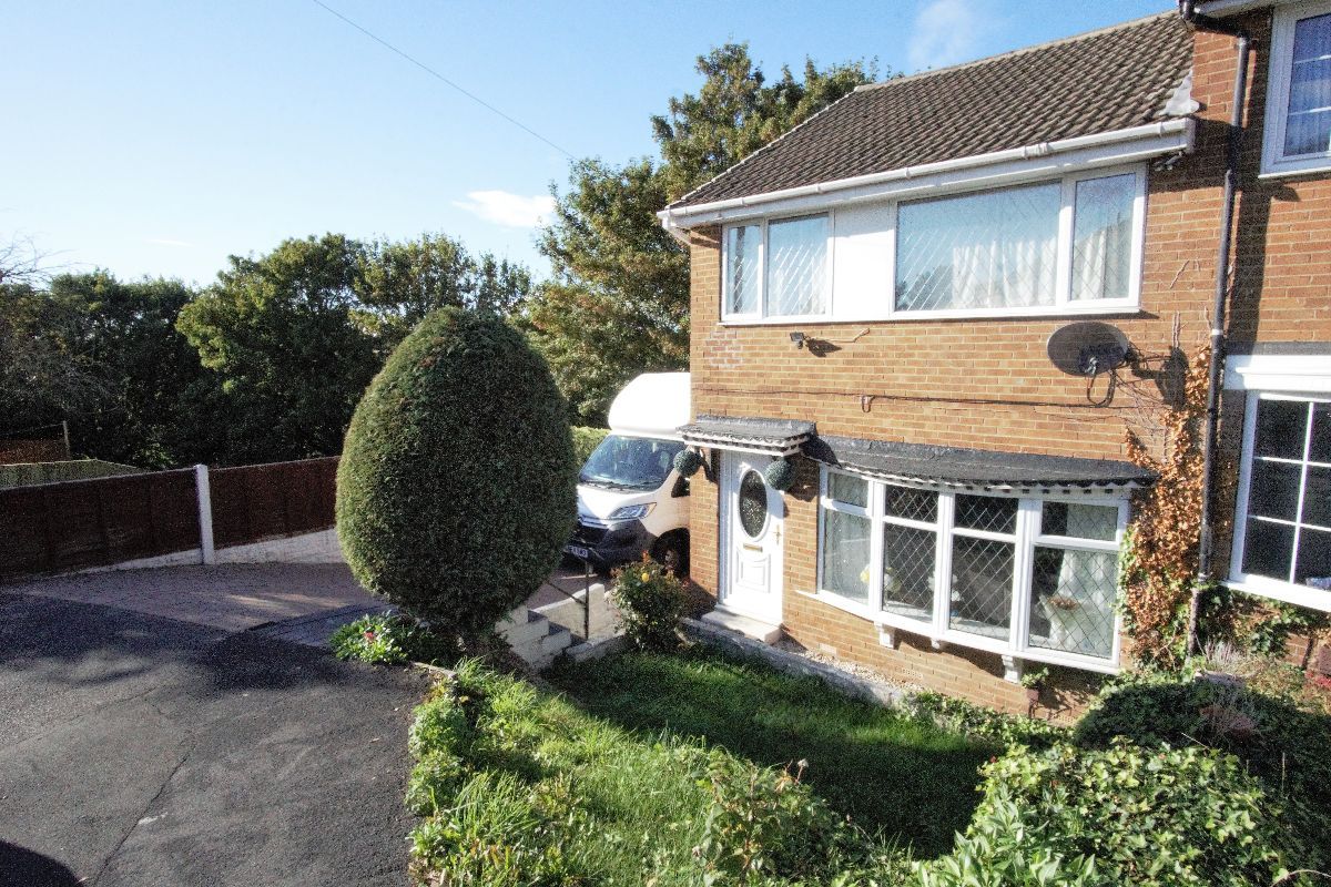 3 bed terraced house for sale in Ramshead Crescent, Seacroft, Leeds