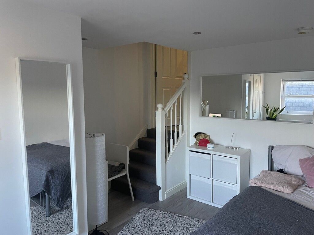 Studio to rent in Stoke Newington High Street, London N16 Zoopla