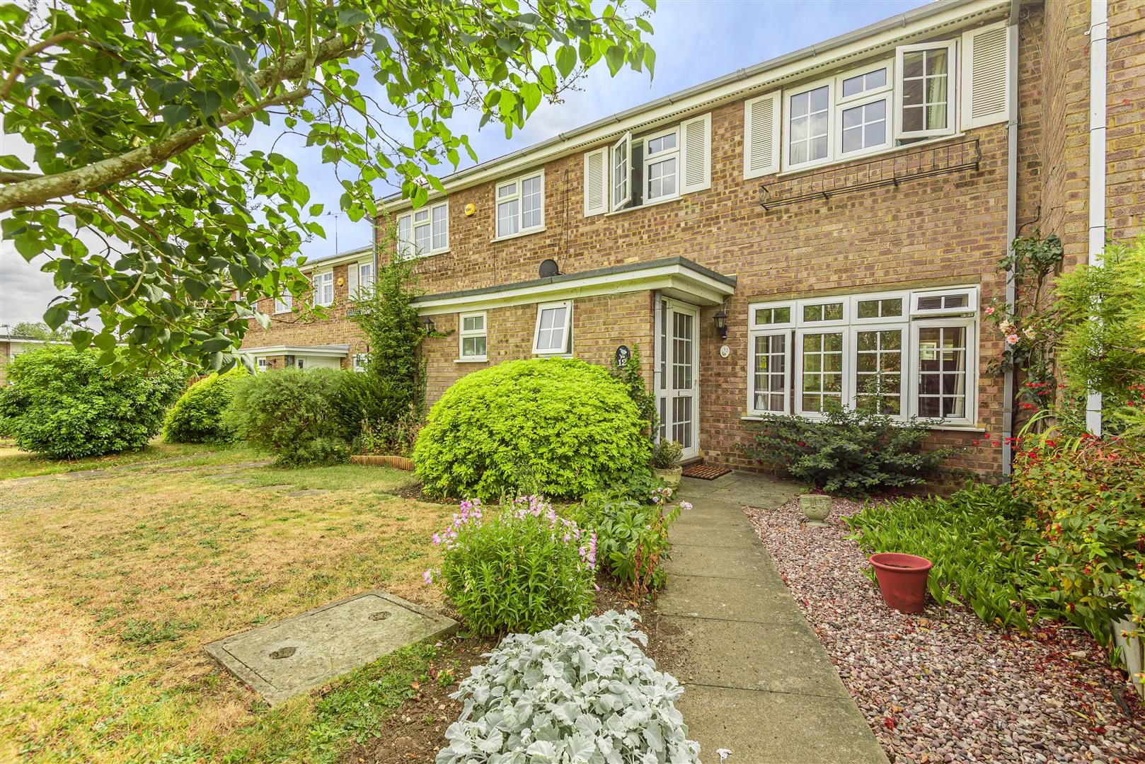 3 bed terraced house for sale in Berkeley Court, Mayfare, Croxley Green