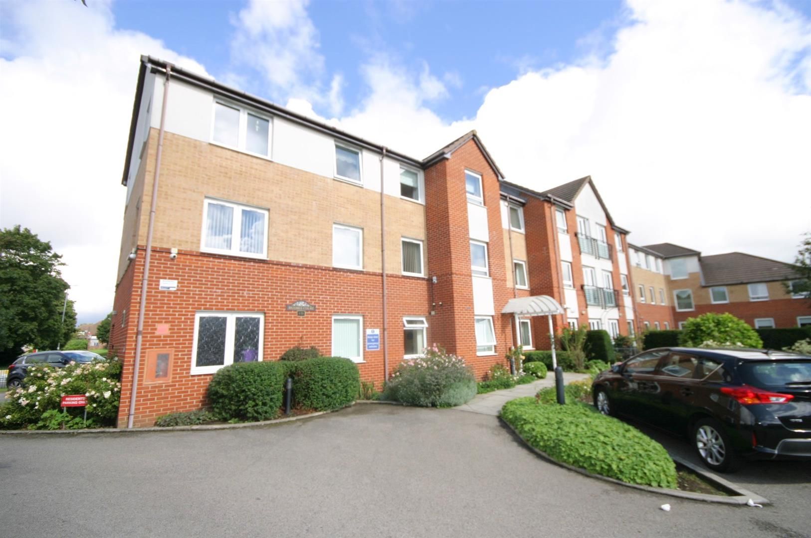 Lucas Gardens, Barton Hills, Luton LU3  