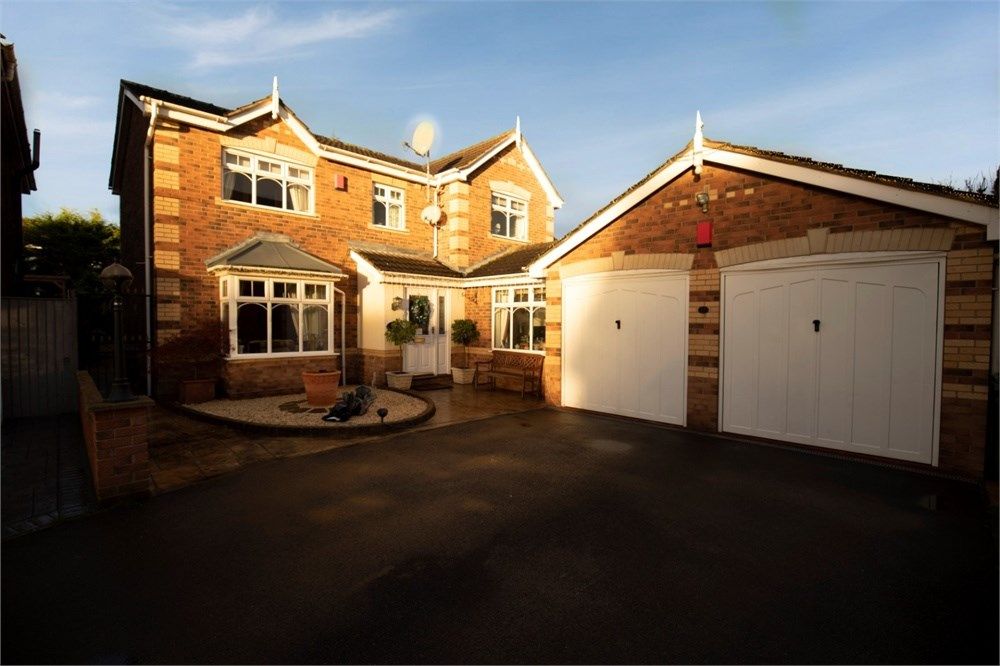 4 bed detached house for sale in Muirfield Drive, Wakefield WF2 Zoopla