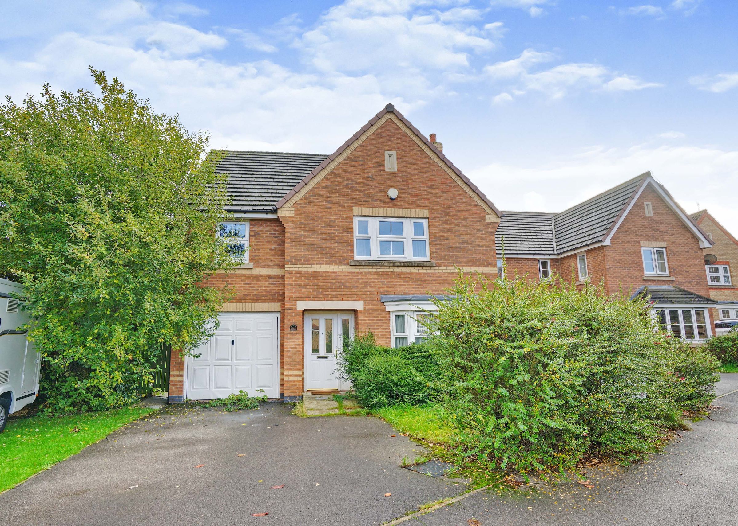 4 bed detached house for sale in Oxclose Park Way, Halfway, Sheffield