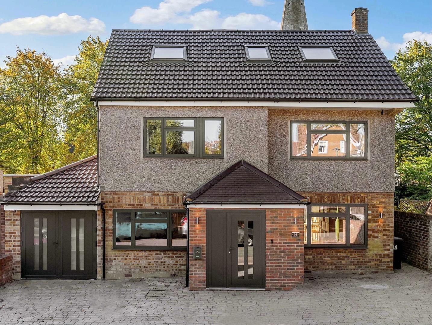 5 bed detached house for sale in Hanbury Close, Ware SG12 Zoopla