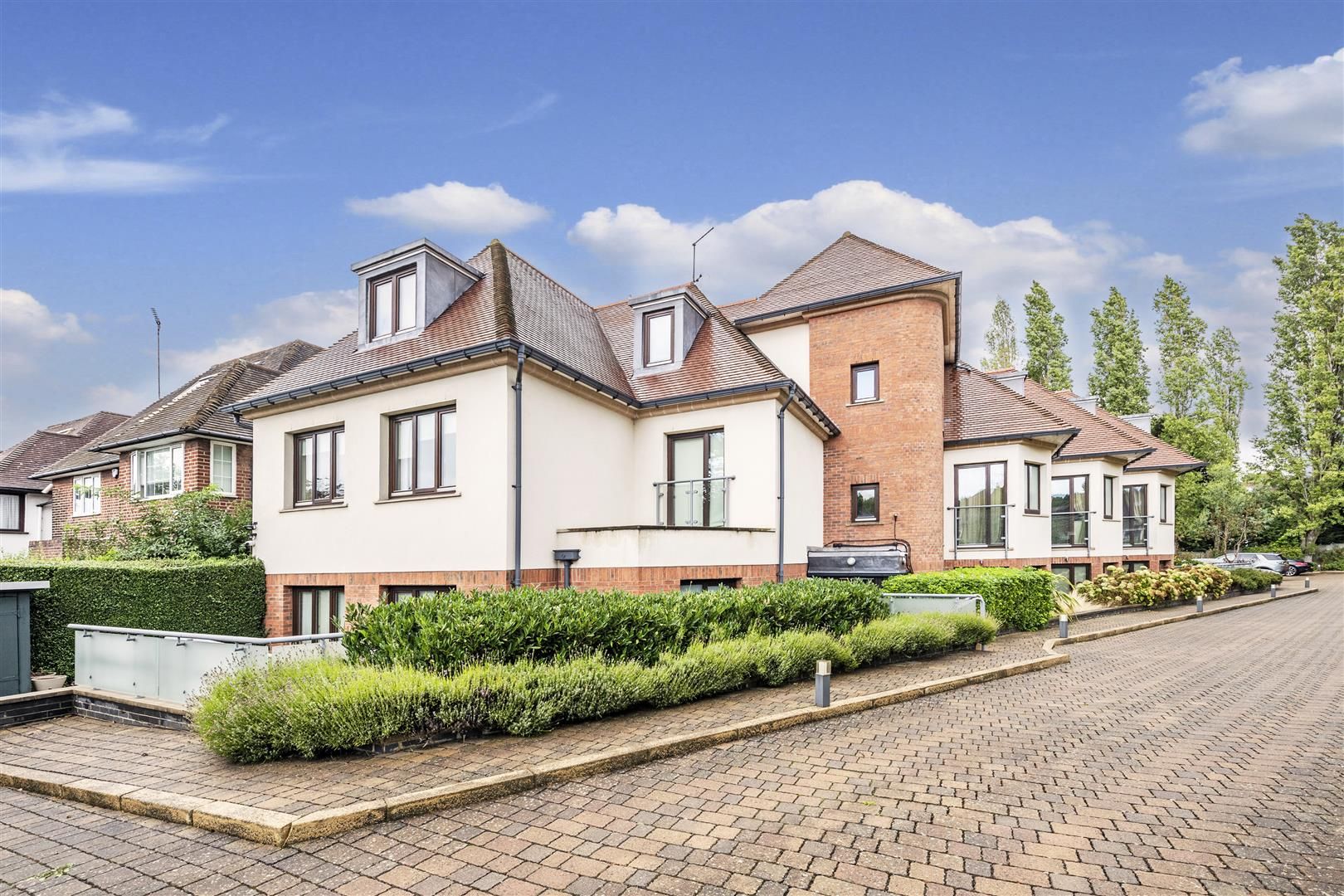 3 bed flat for sale in Aylmer Road, London N2 Zoopla