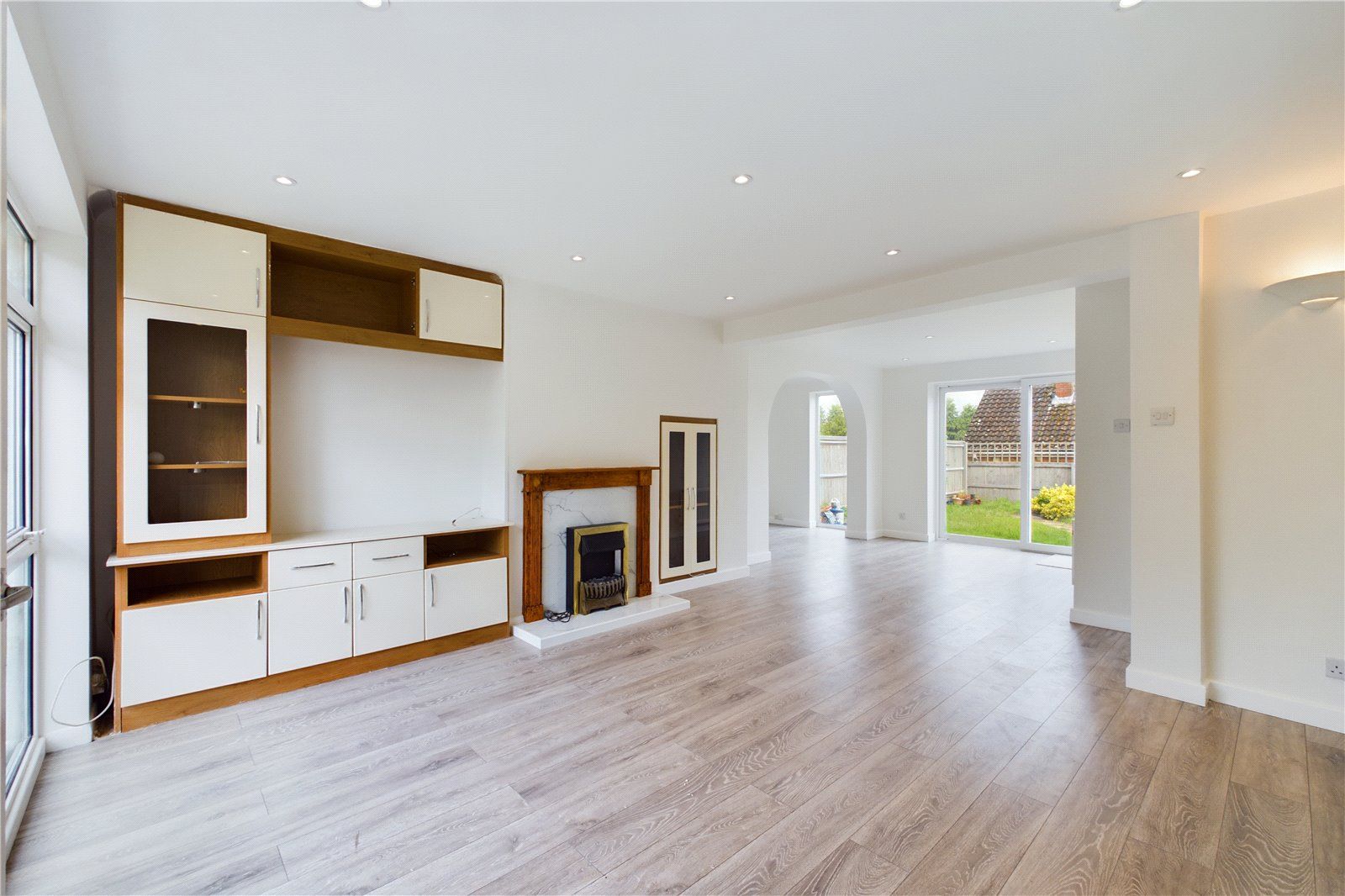 3 bed detached house for sale in Penn Road, Speen, Newbury, Berkshire