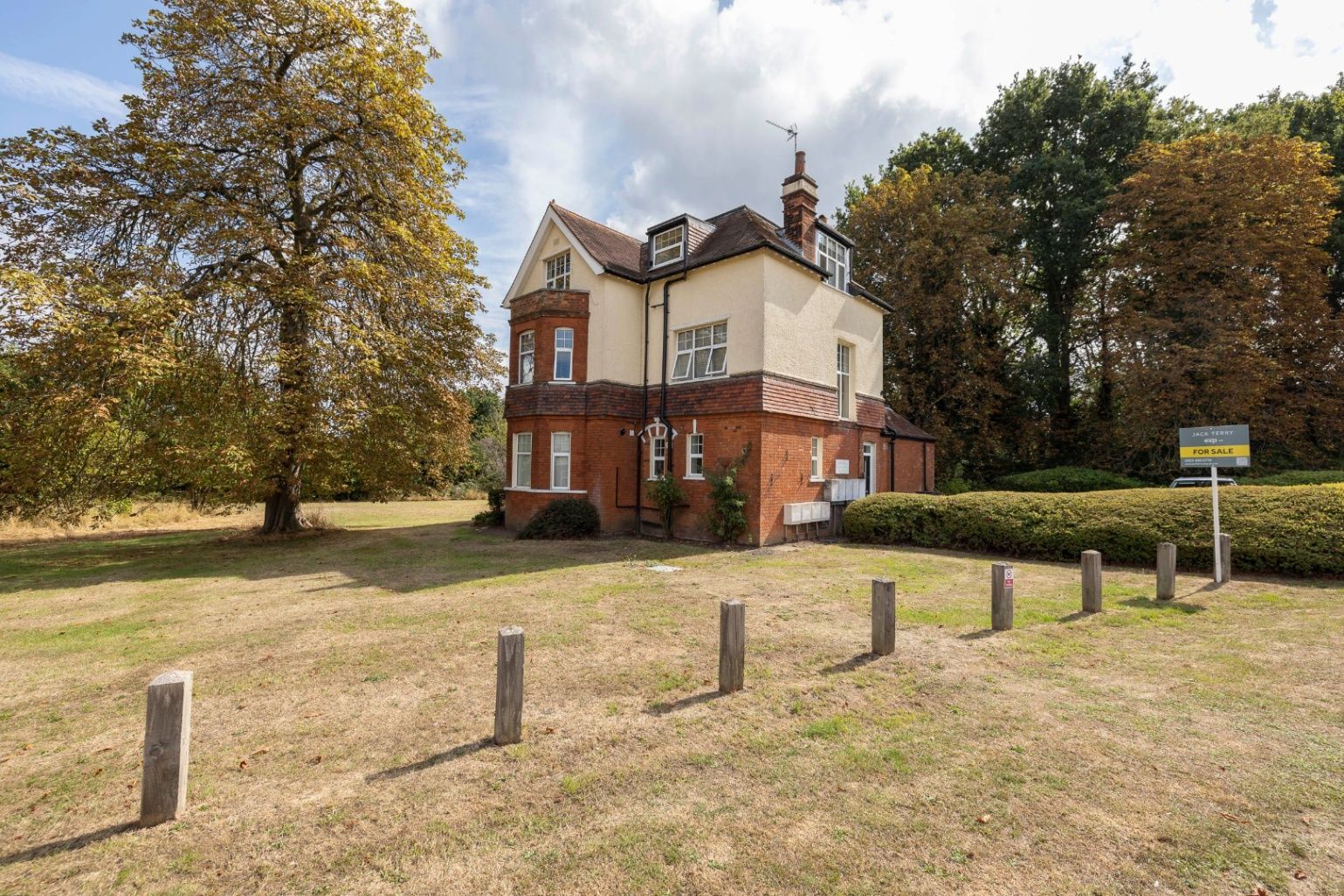 2 bed flat for sale in Shirley Oaks Road, Croydon CR0 Zoopla