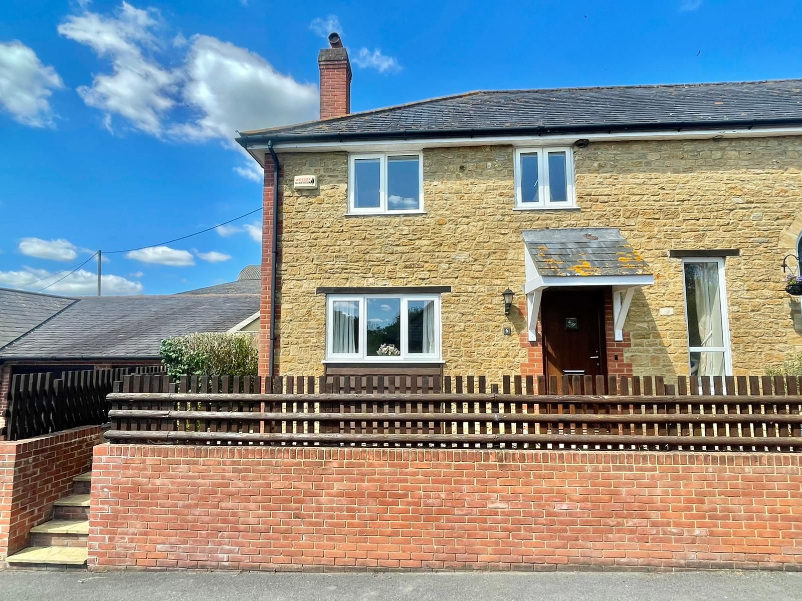 3 bed end terrace house for sale in Manor Farm Gate, West Stour