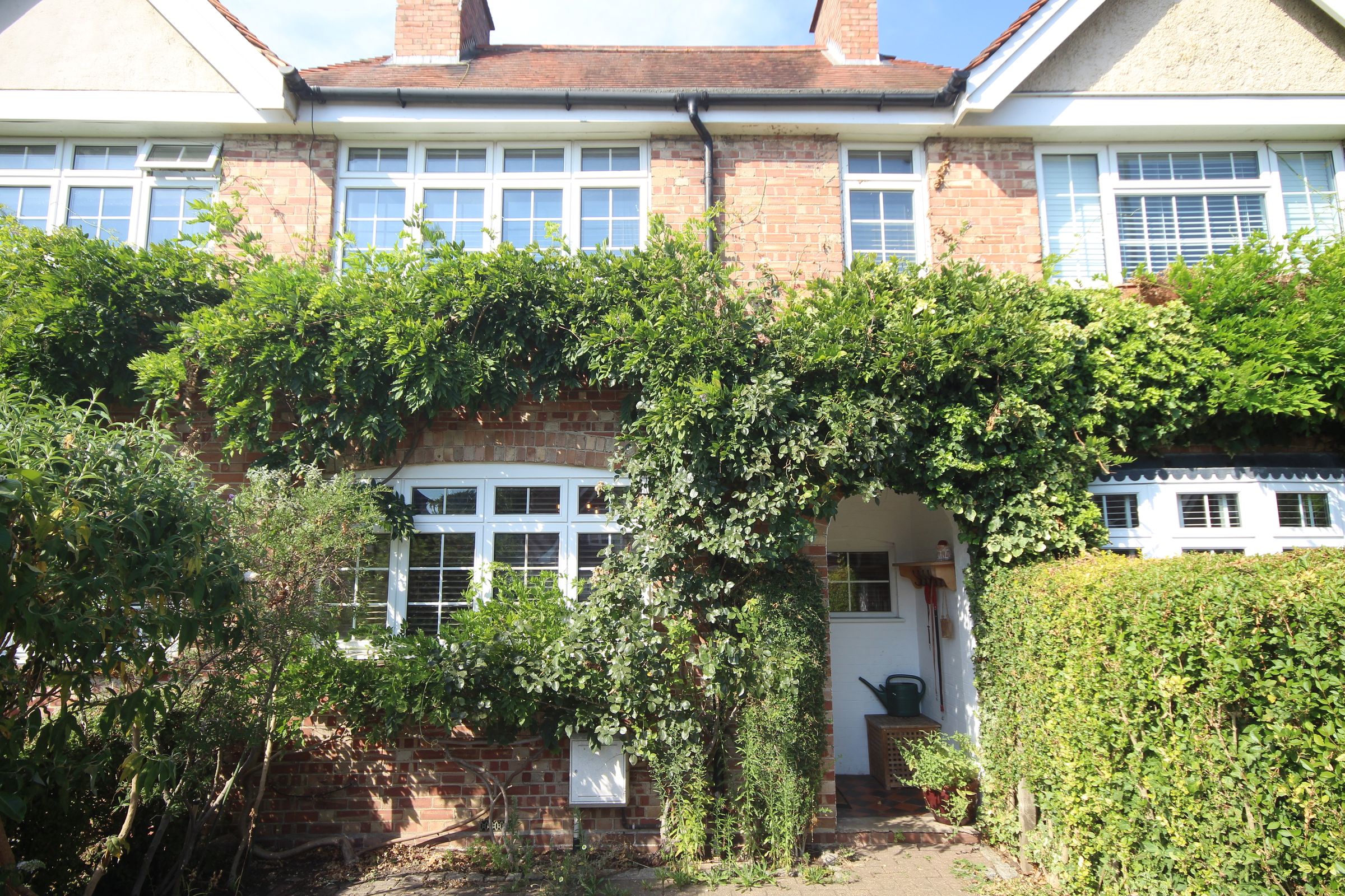 2 bed cottage for sale in Shepperton Road, Laleham, Staines TW18 Zoopla