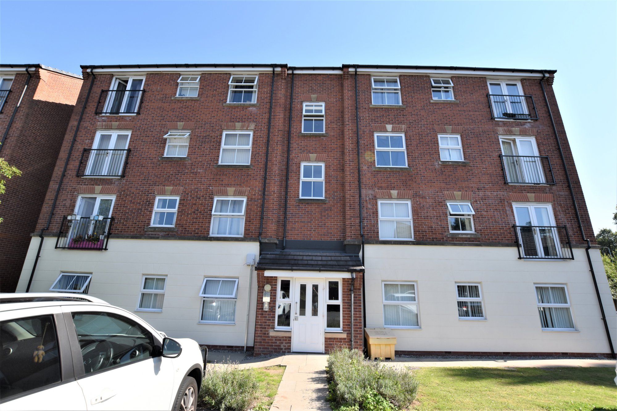 2 bed flat for sale in Lilac Gardens, Bolton BL3 Zoopla