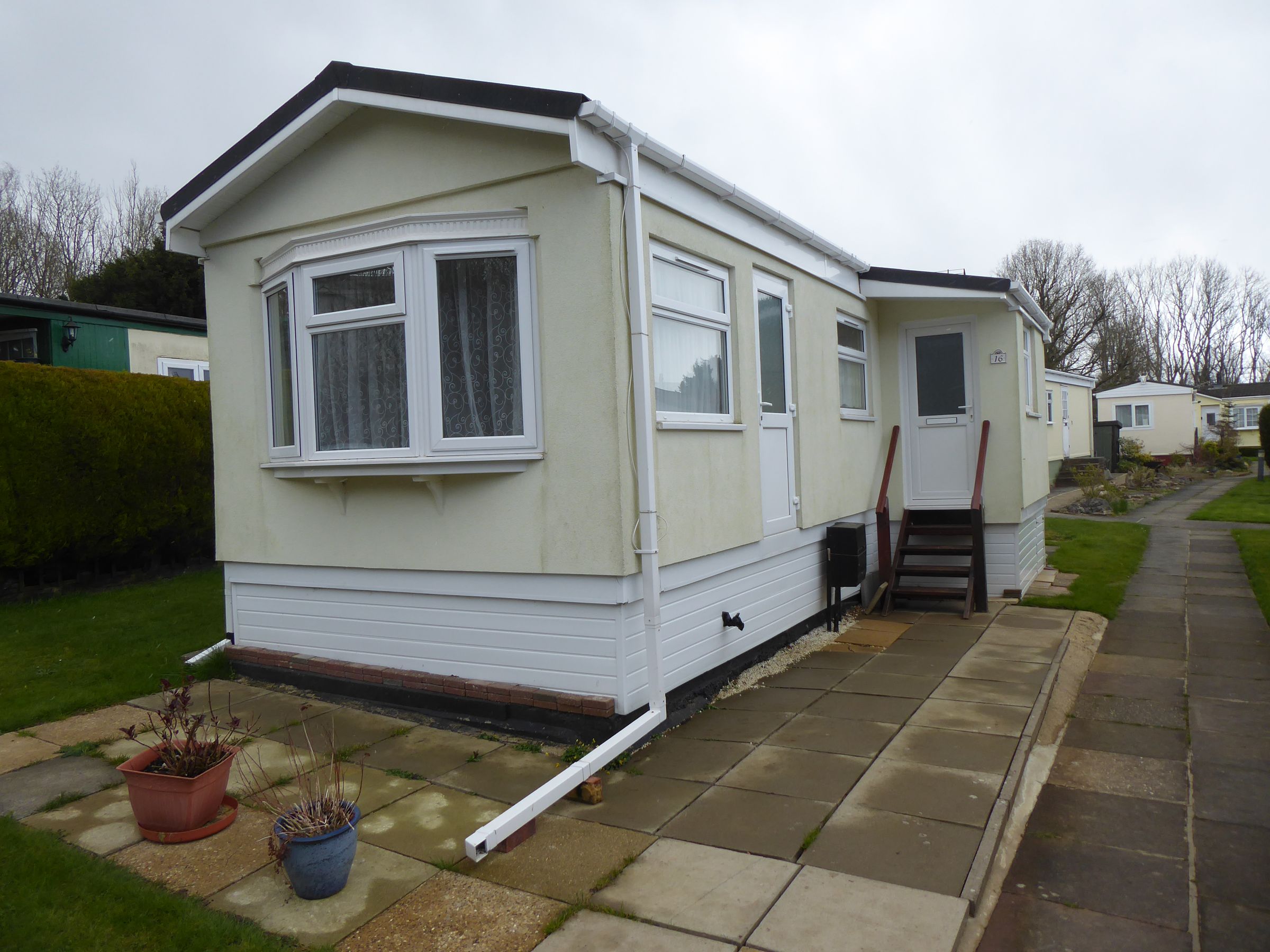 2 bed mobile/park home for sale in Warren Park, Boxhill Road, Boxhill