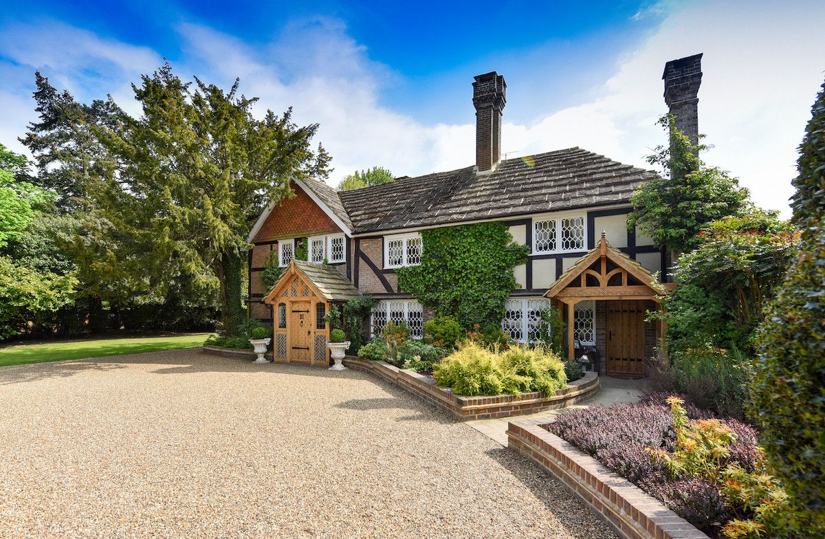 5 bed country house for sale in Brighton Road, Horsham RH13 Zoopla