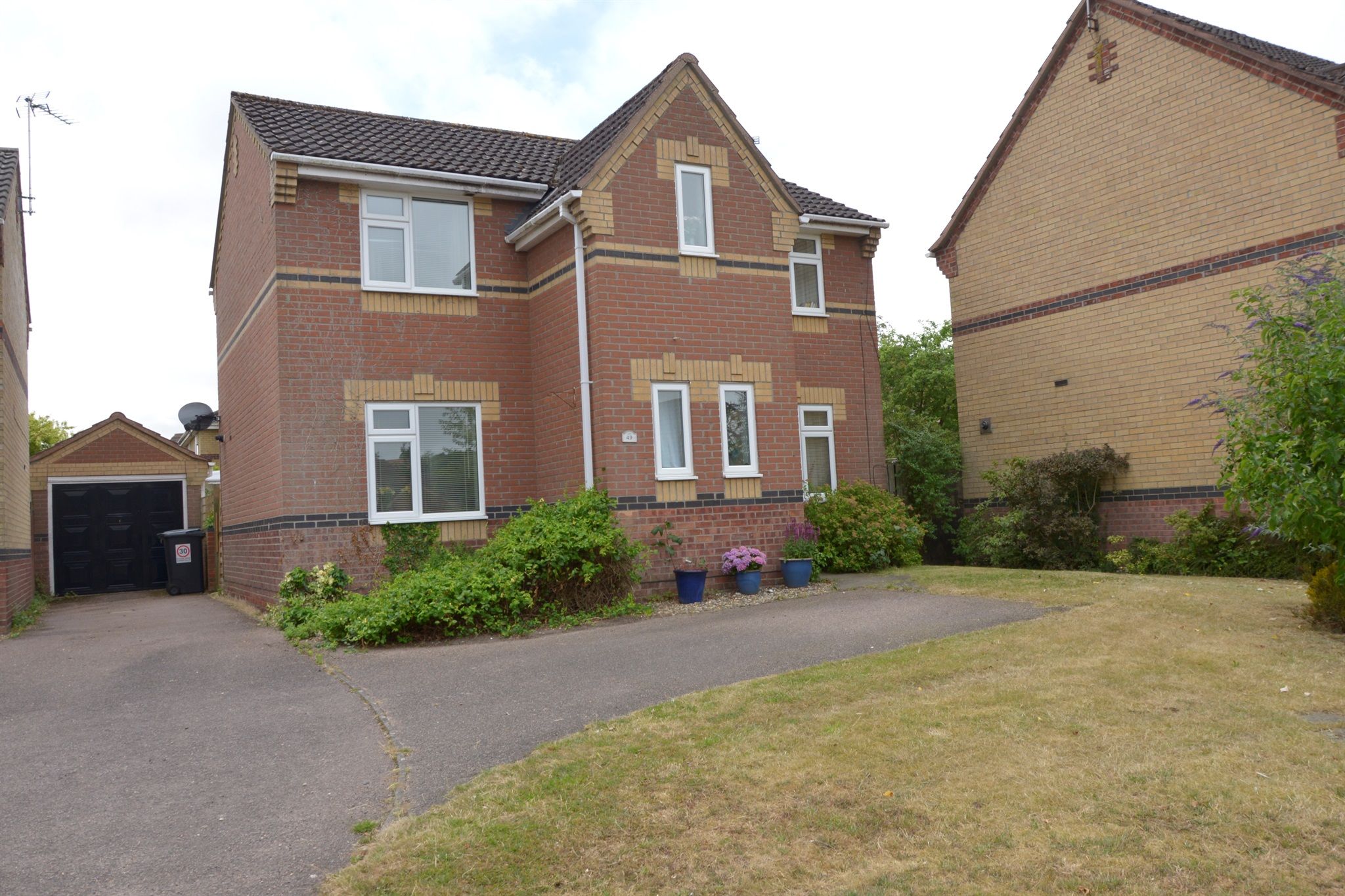 3 bed detached house for sale in Churchfields, Hethersett, Norwich NR9