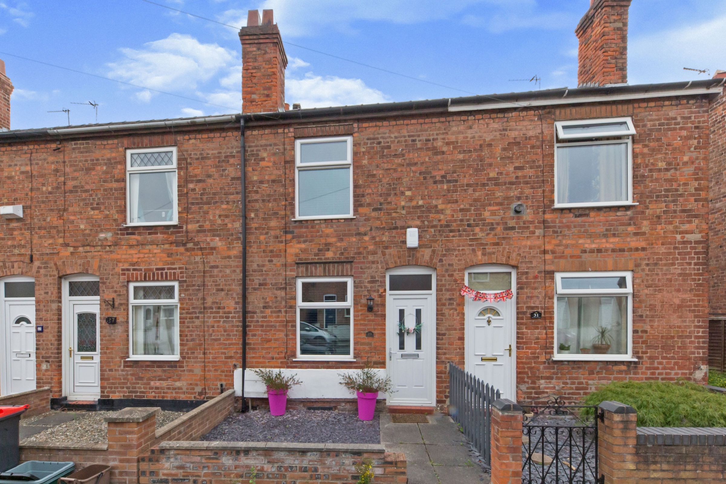 2 bed terraced house to rent in Moreton Street, Northwich, Cheshire CW8