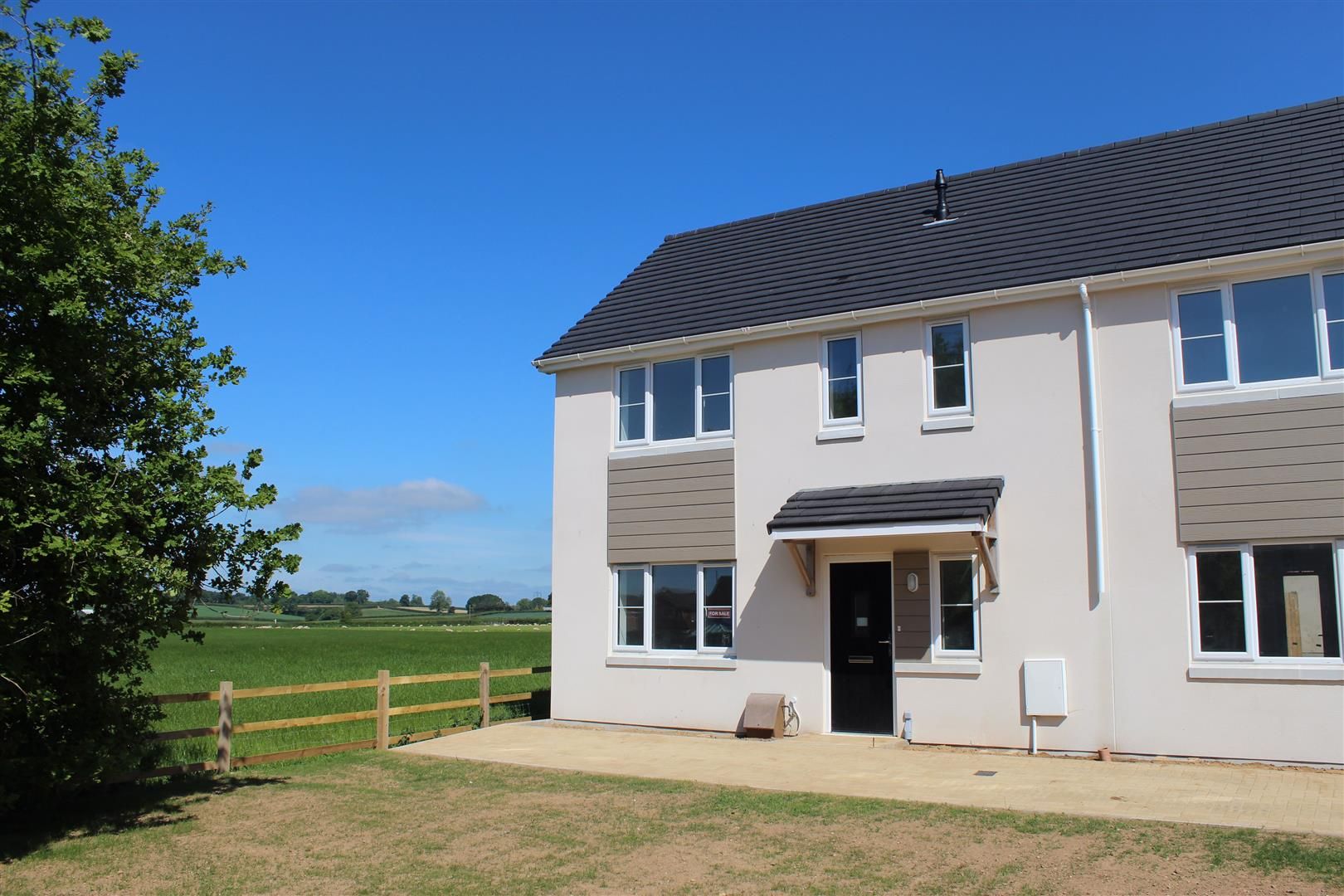 3 bed semidetached house for sale in Acland Park, Feniton, Honiton