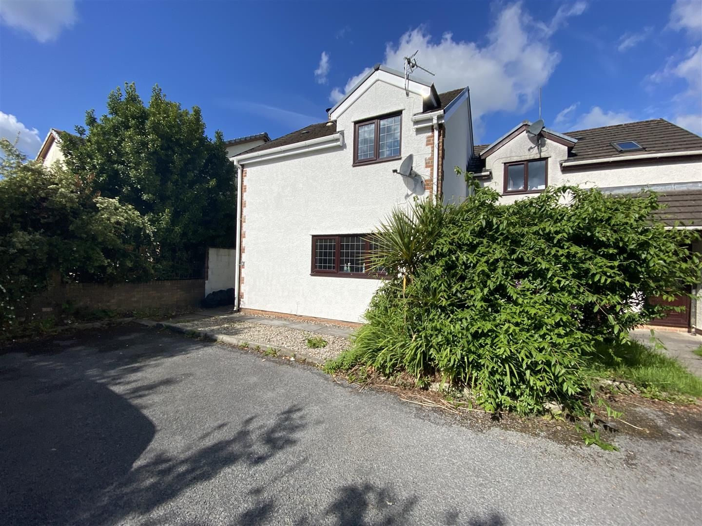 3 bed end terrace house for sale in Nant Y Dderwen, Saron, Ammanford SA18 Zoopla